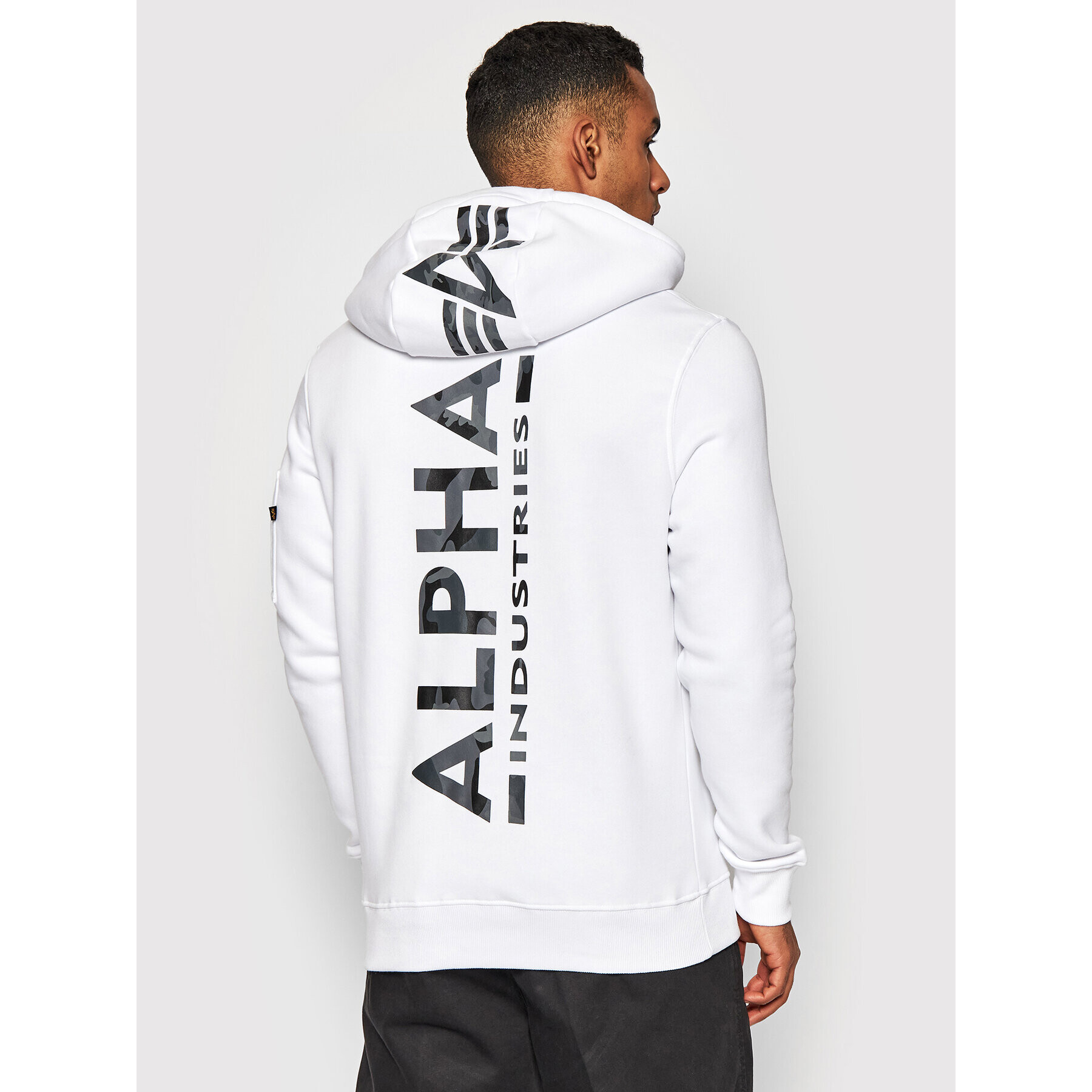 Alpha Industries Mikina Back Print Como Print 178318CP Biela Regular Fit - Pepit.sk