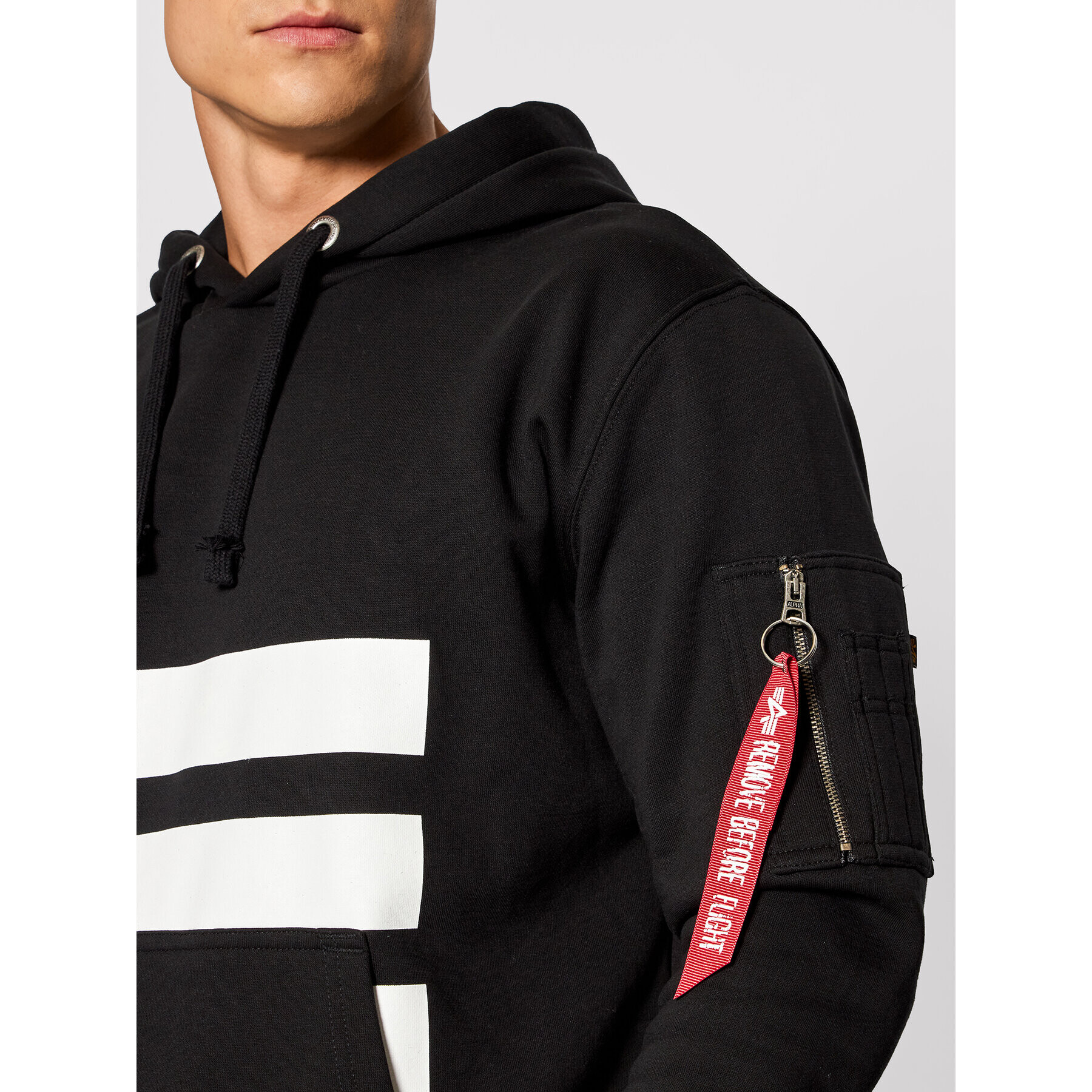 Alpha Industries Mikina Side Logo 118339 Čierna Regular Fit - Pepit.sk