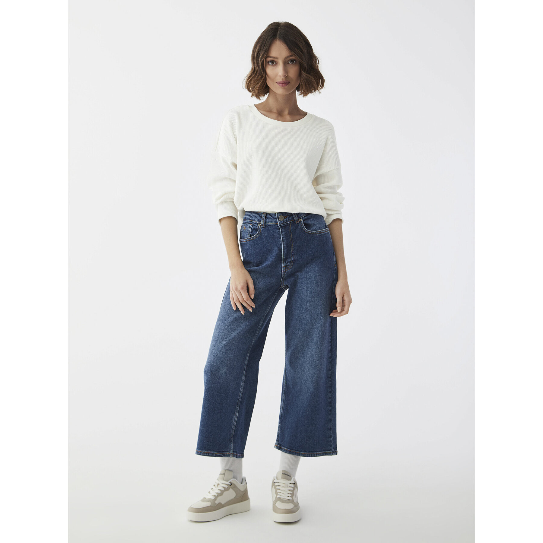 Americanos Mikina AM22BLD501 Biela Cropped Fit - Pepit.sk