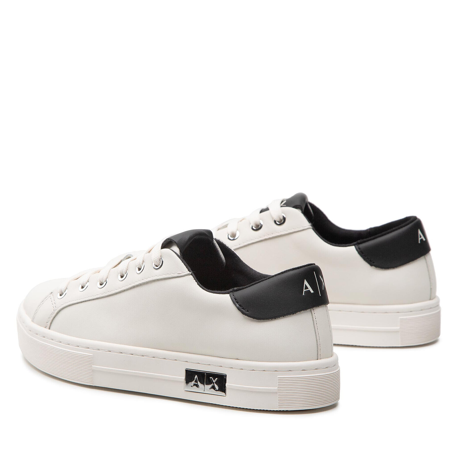 Armani Exchange Sneakersy XDX027 XCC14 N480 Biela - Pepit.sk