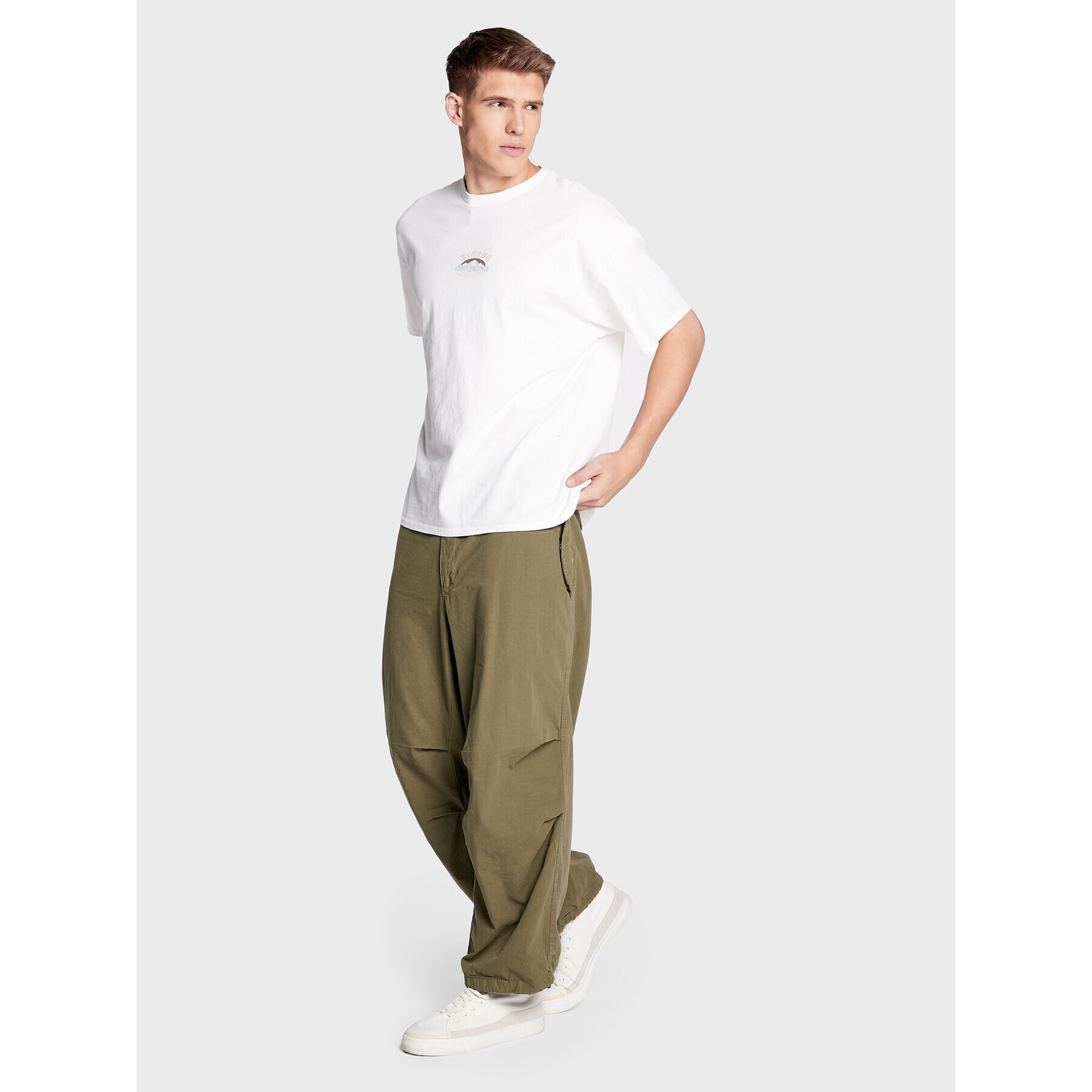 BDG Urban Outfitters Bavlnené nohavice 75335752 Kaki Baggy Fit - Pepit.sk