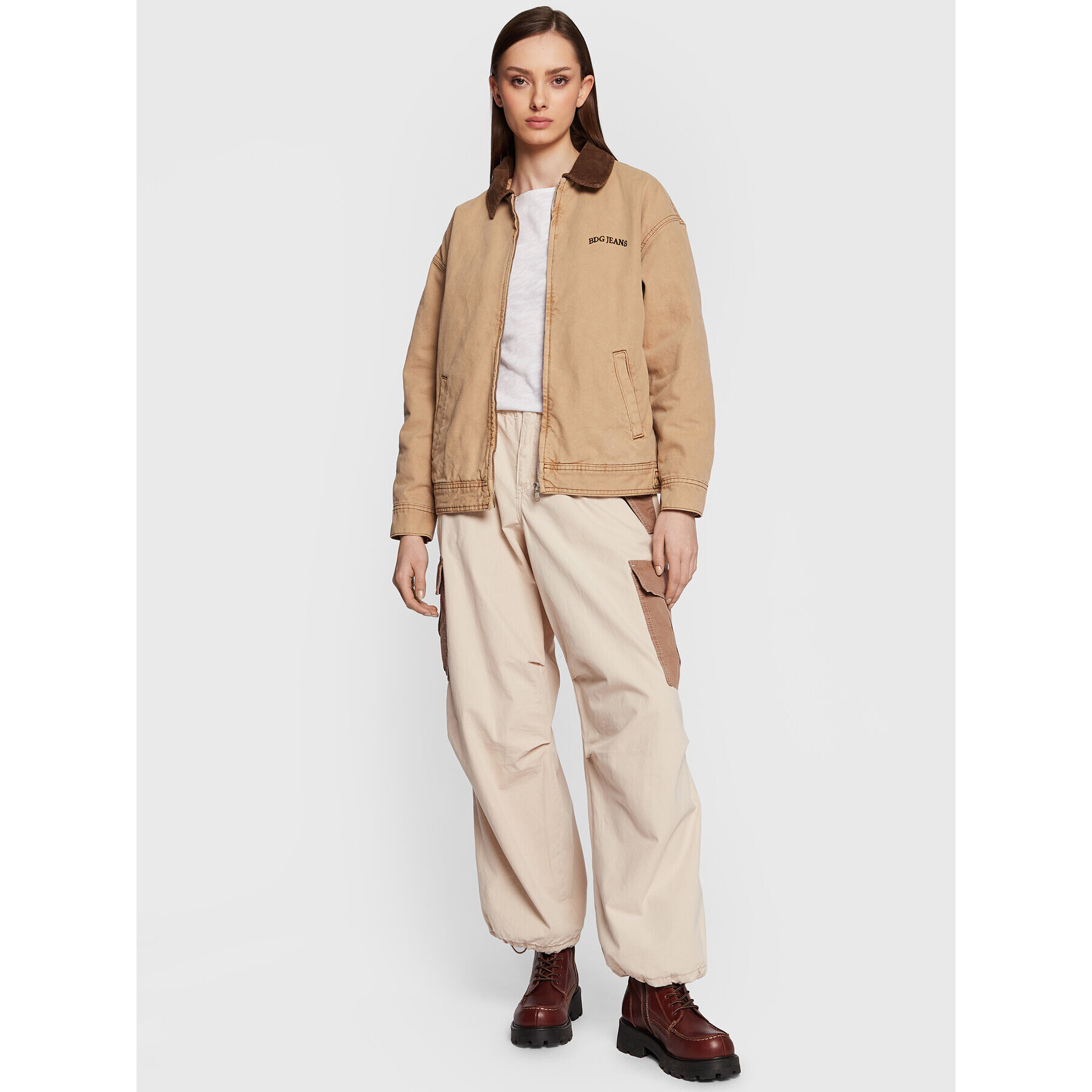 BDG Urban Outfitters Bavlnené nohavice 76283084 Béžová Relaxed Fit - Pepit.sk