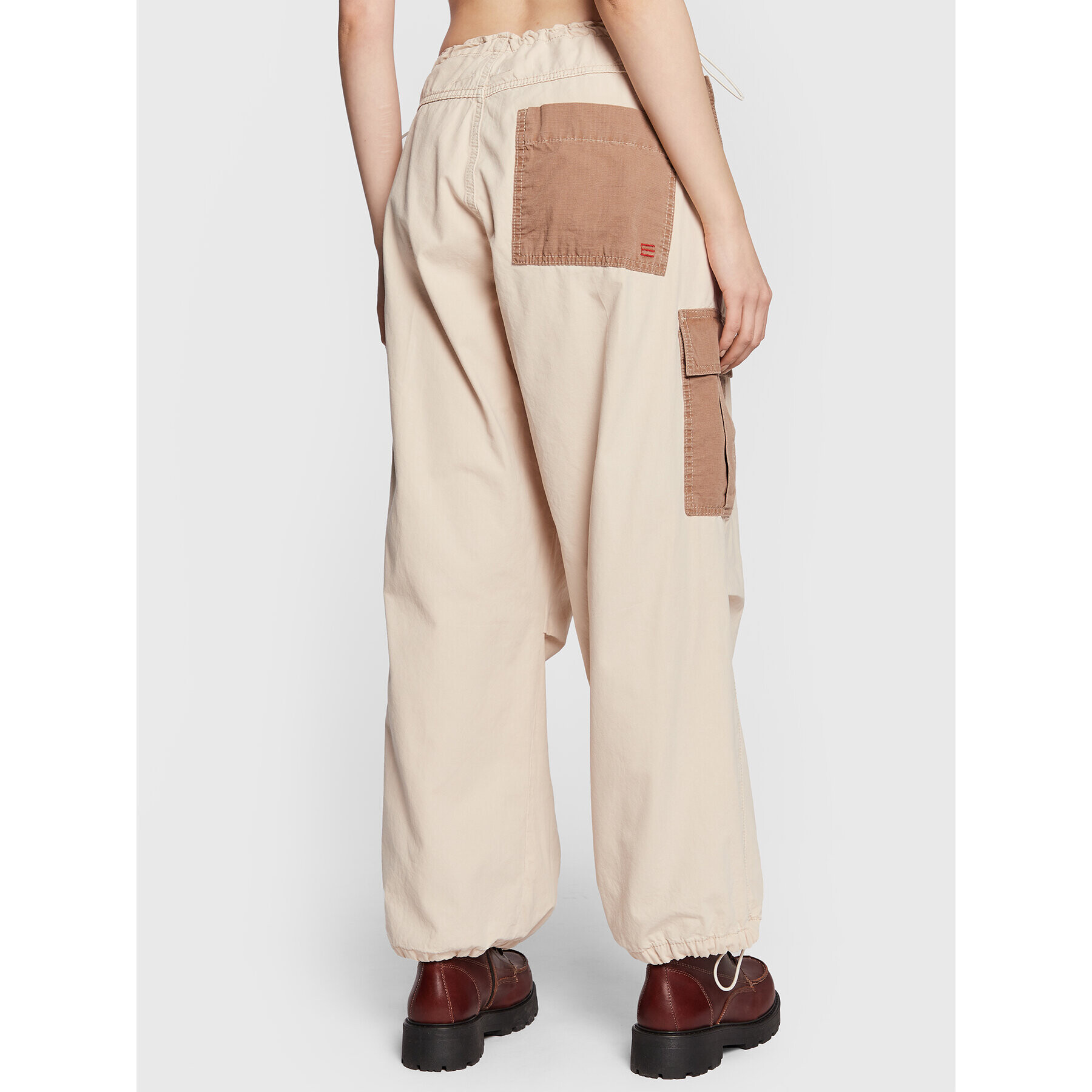 BDG Urban Outfitters Bavlnené nohavice 76283084 Béžová Relaxed Fit - Pepit.sk