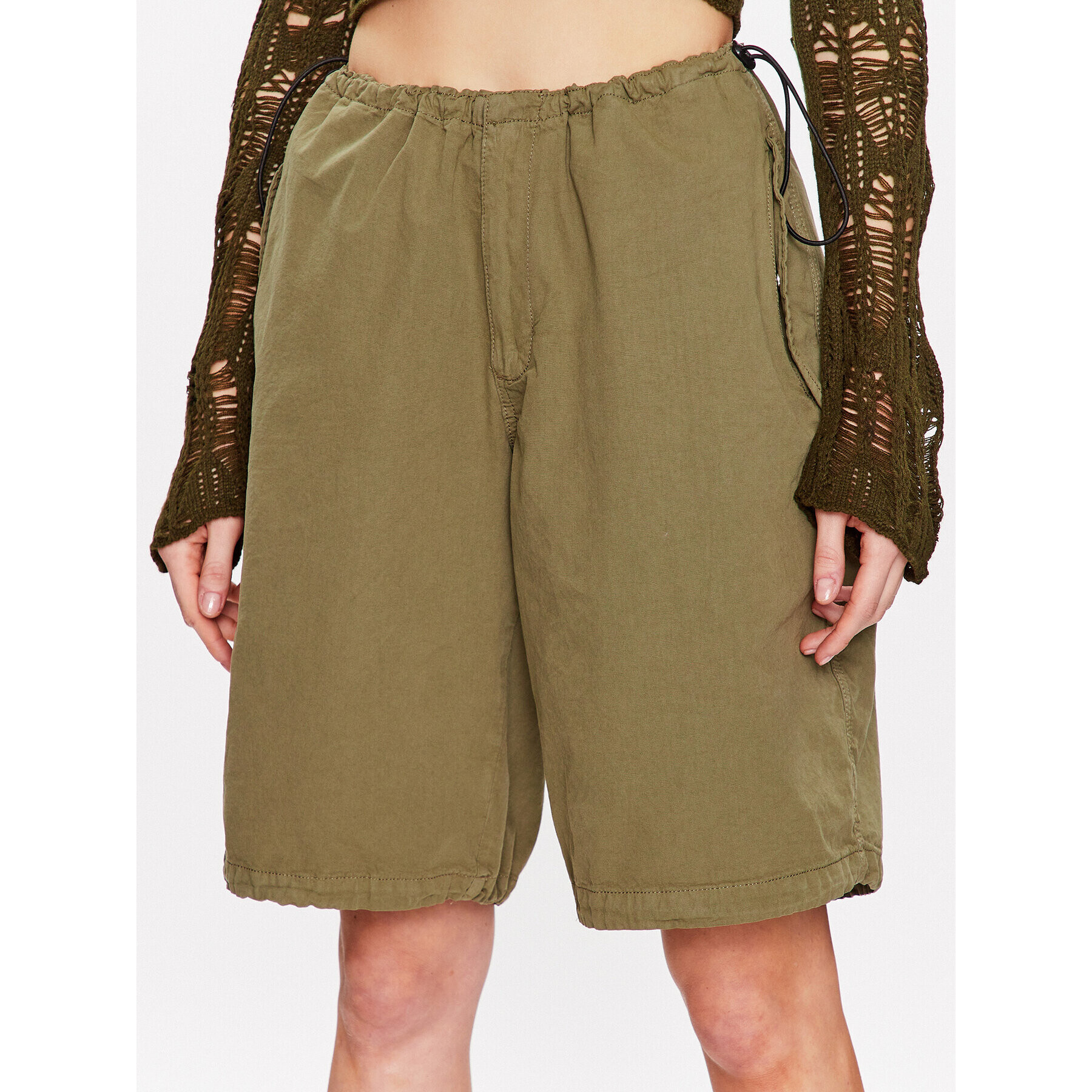 BDG Urban Outfitters Bavlnené šortky BDG BAGGY LONGLINE SHORT 76476506 Zelená Regular Fit - Pepit.sk