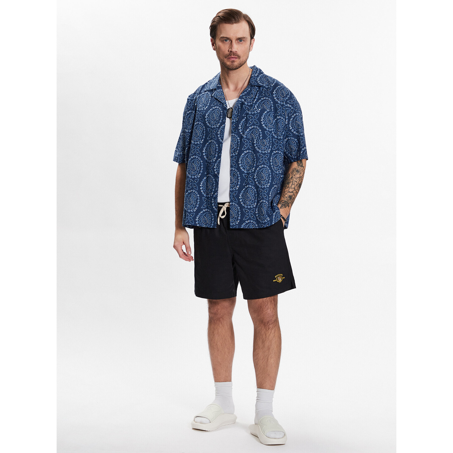 BDG Urban Outfitters Košeľa BDG AO DOT PRINT SHIRT 76742592 Modrá Classic Fit - Pepit.sk