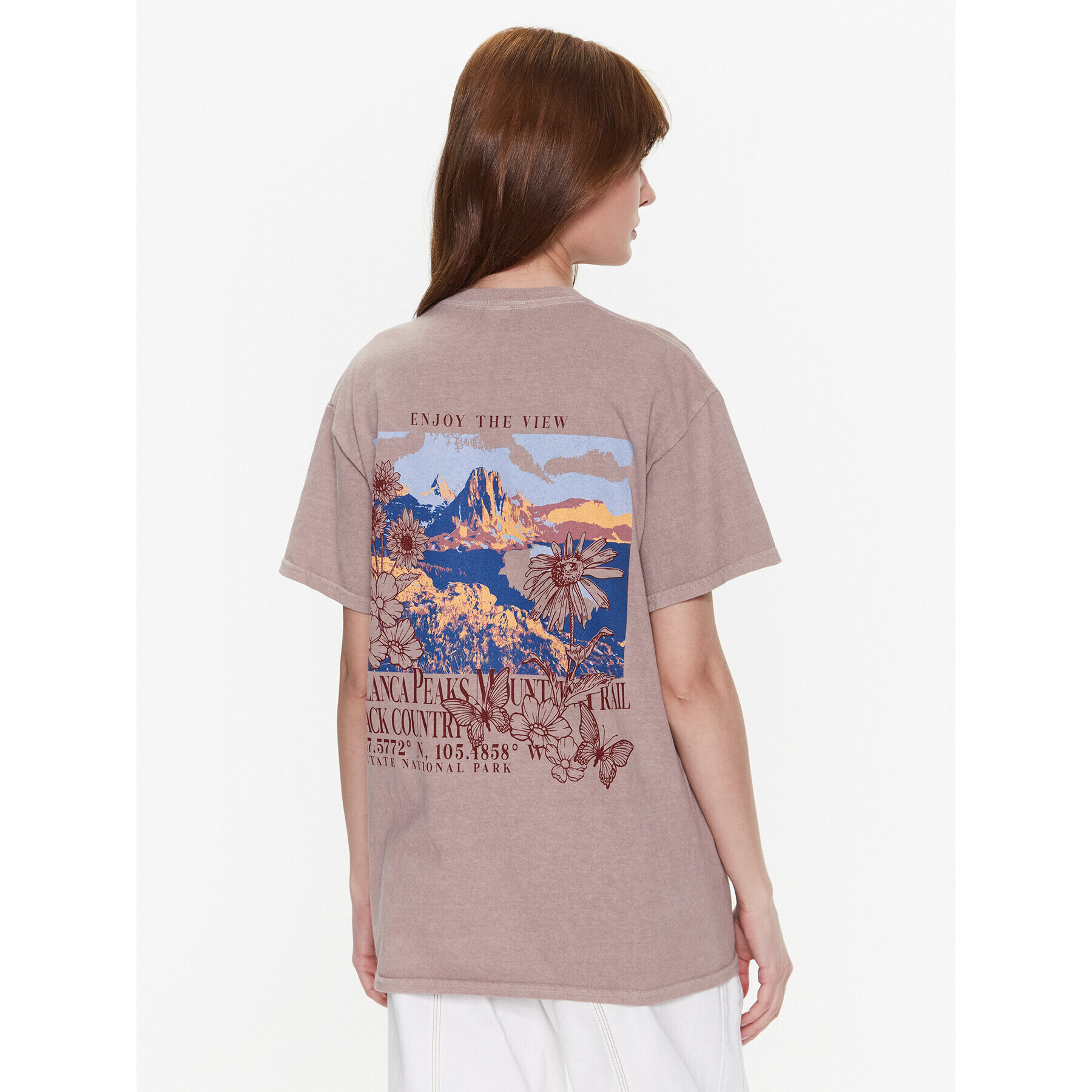 BDG Urban Outfitters Tričko BDG BLANKA PEAKS BF T 76471135 Béžová Oversize - Pepit.sk