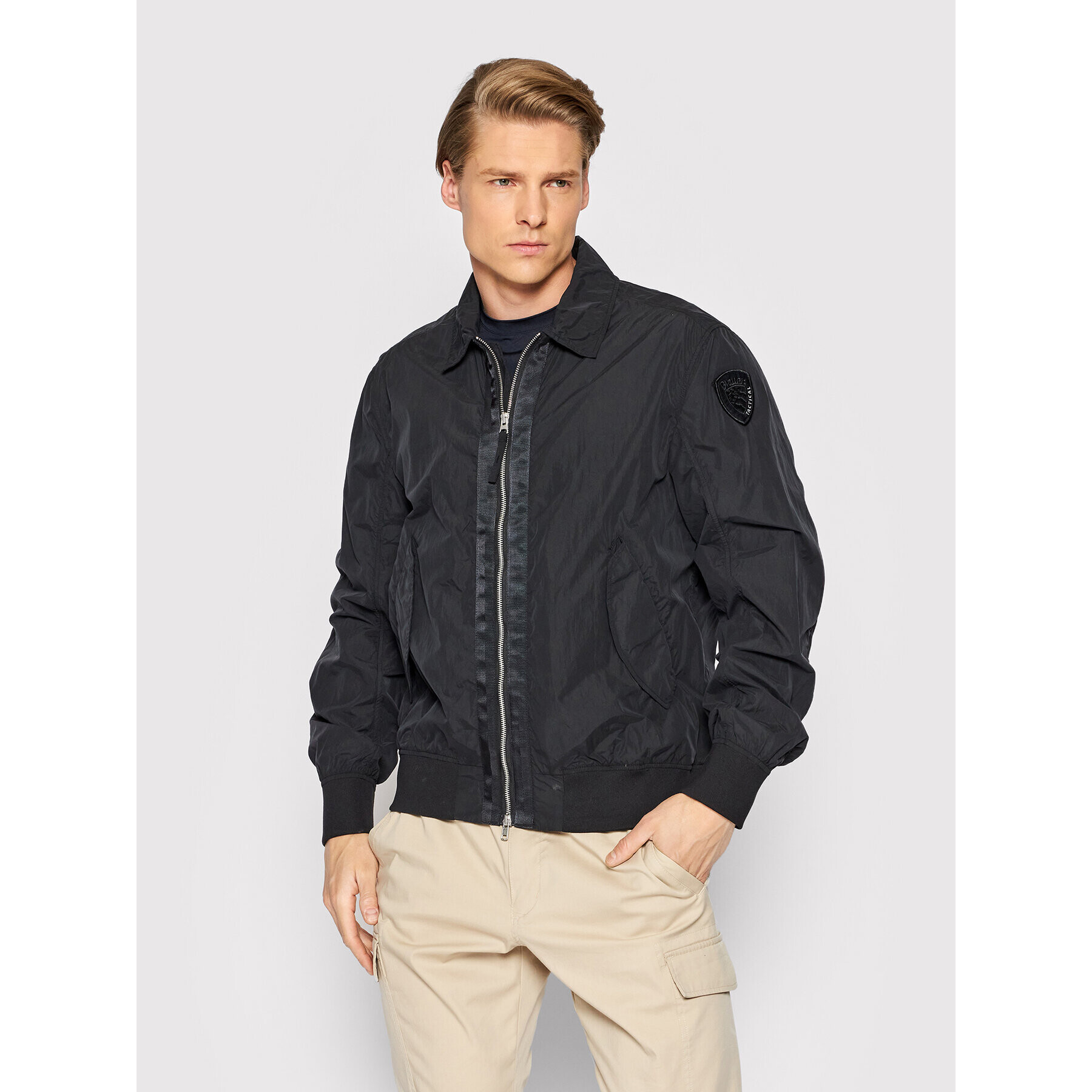 Blauer Bundy bomber Militare Lance 22SBLUC04149-006221 Čierna Regular Fit - Pepit.sk