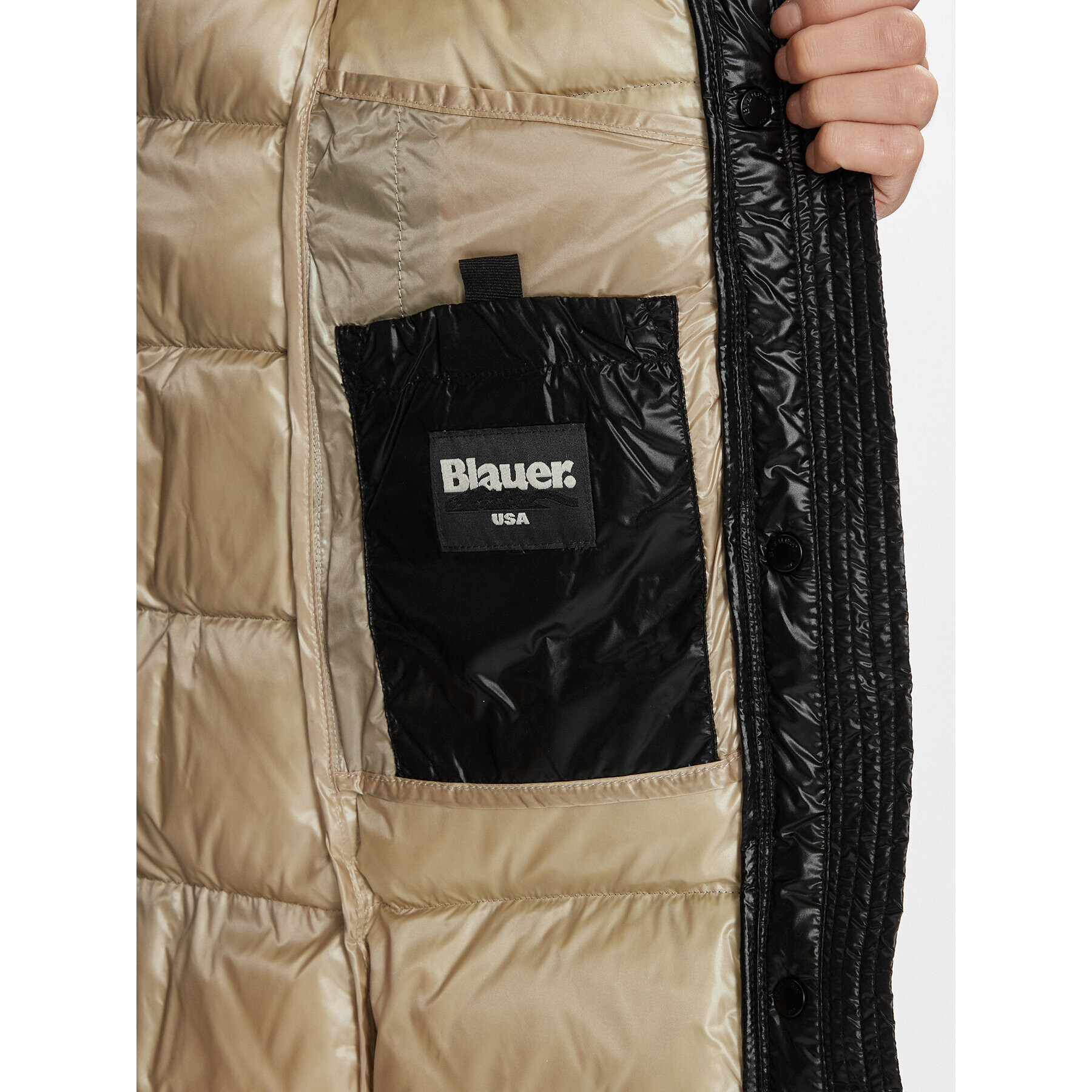 Blauer Vatovaná bunda 23WBLDK03090 Čierna Regular Fit - Pepit.sk