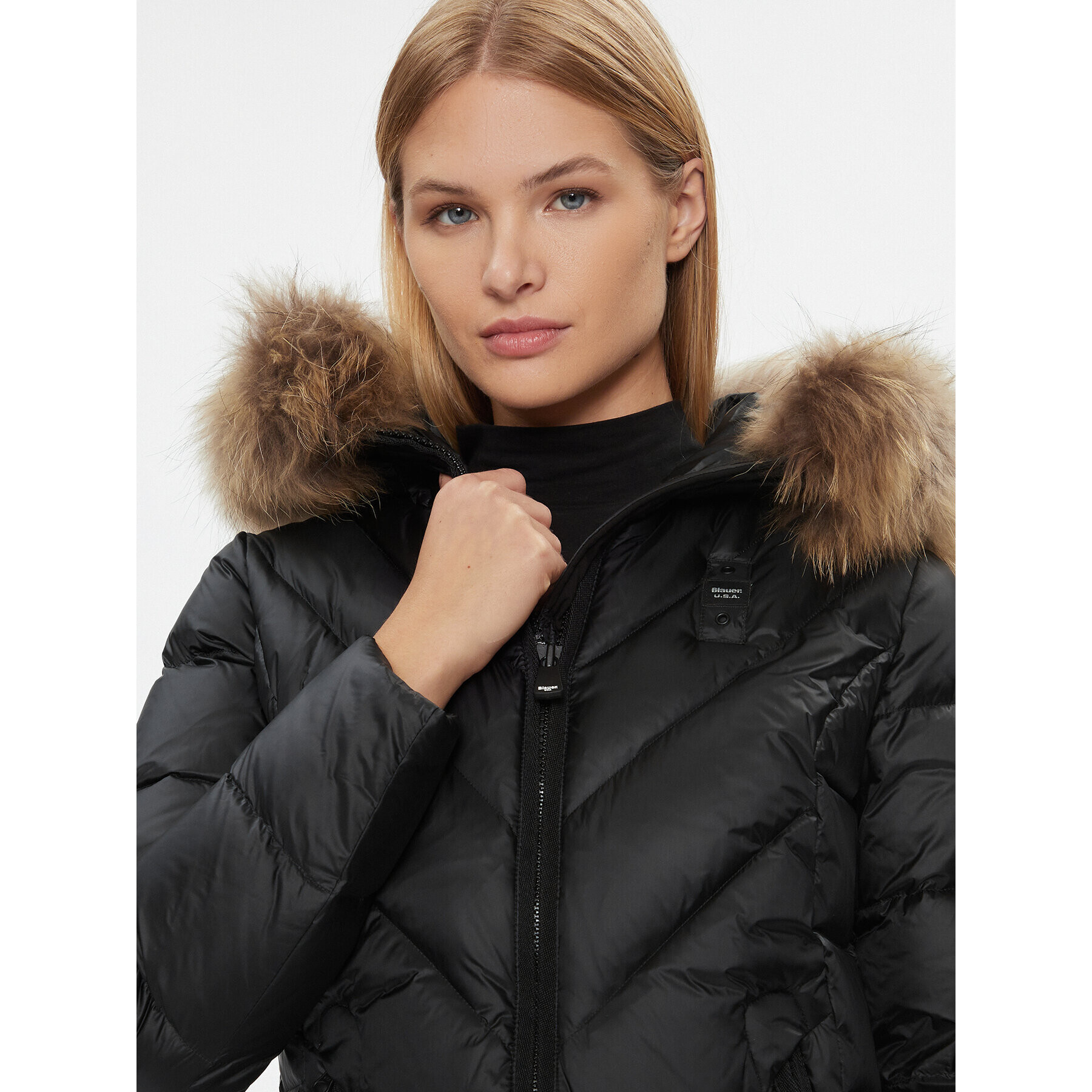 Blauer Vatovaná bunda 23WBLDK03140 Čierna Regular Fit - Pepit.sk