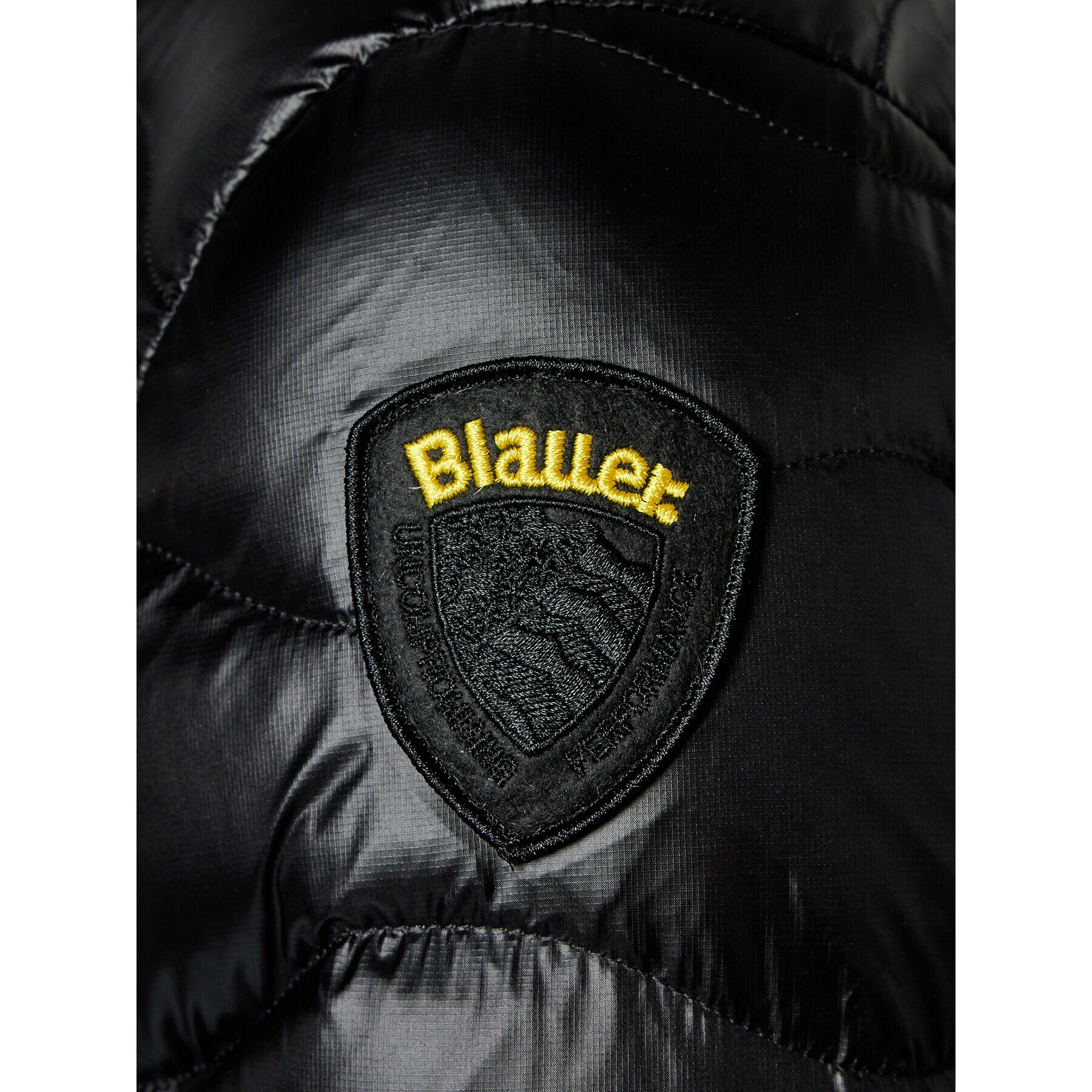 Blauer Vatovaná bunda 23WBLUC03005 Čierna Regular Fit - Pepit.sk