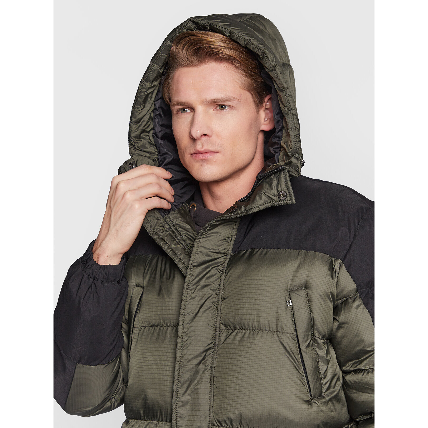 Blend Vatovaná bunda Outerwear 20714791 Zelená Regular Fit - Pepit.sk