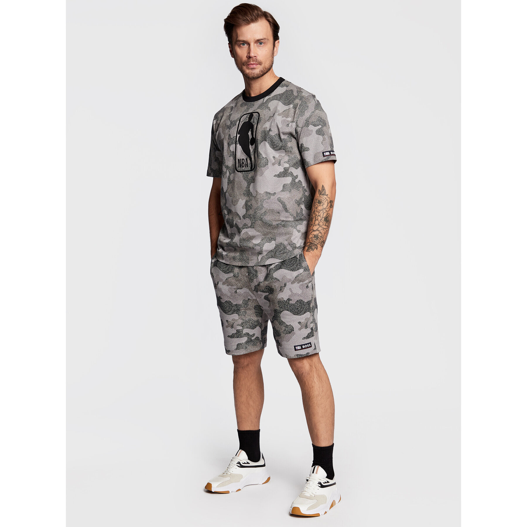 Boss Športové kraťasy Slam_Camo_NBA 50477471 Sivá Regular Fit - Pepit.sk