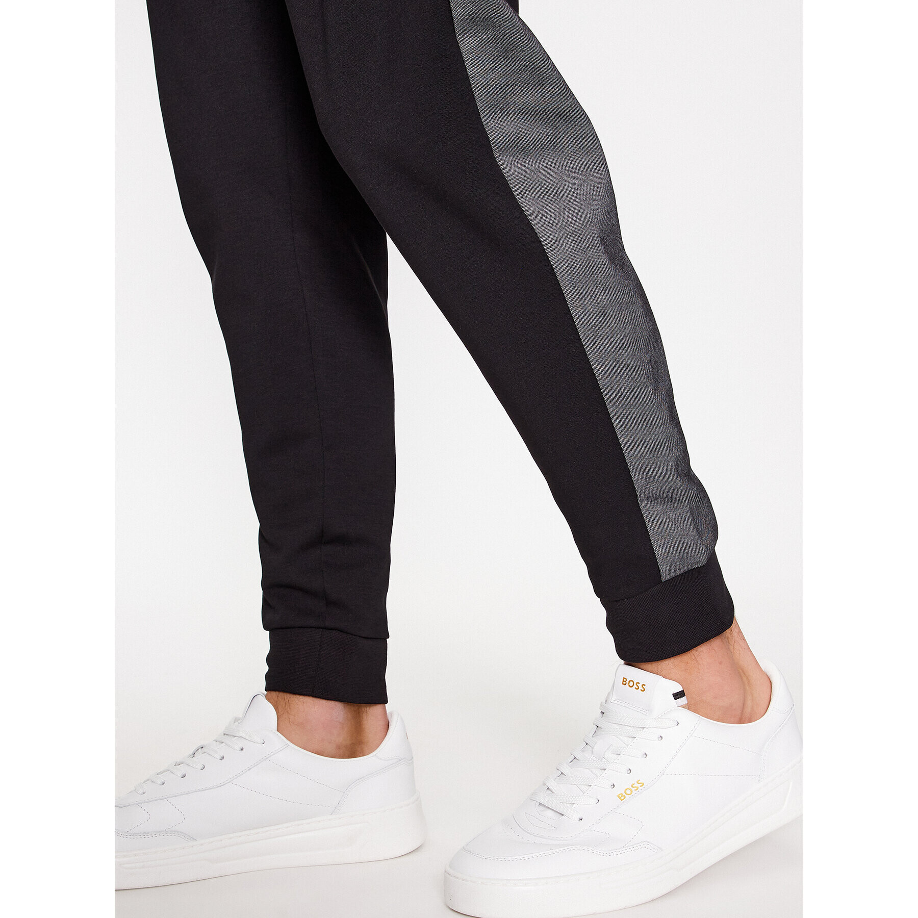 Boss Teplákové nohavice Tracksuit Pants 50503052 Čierna Regular Fit - Pepit.sk