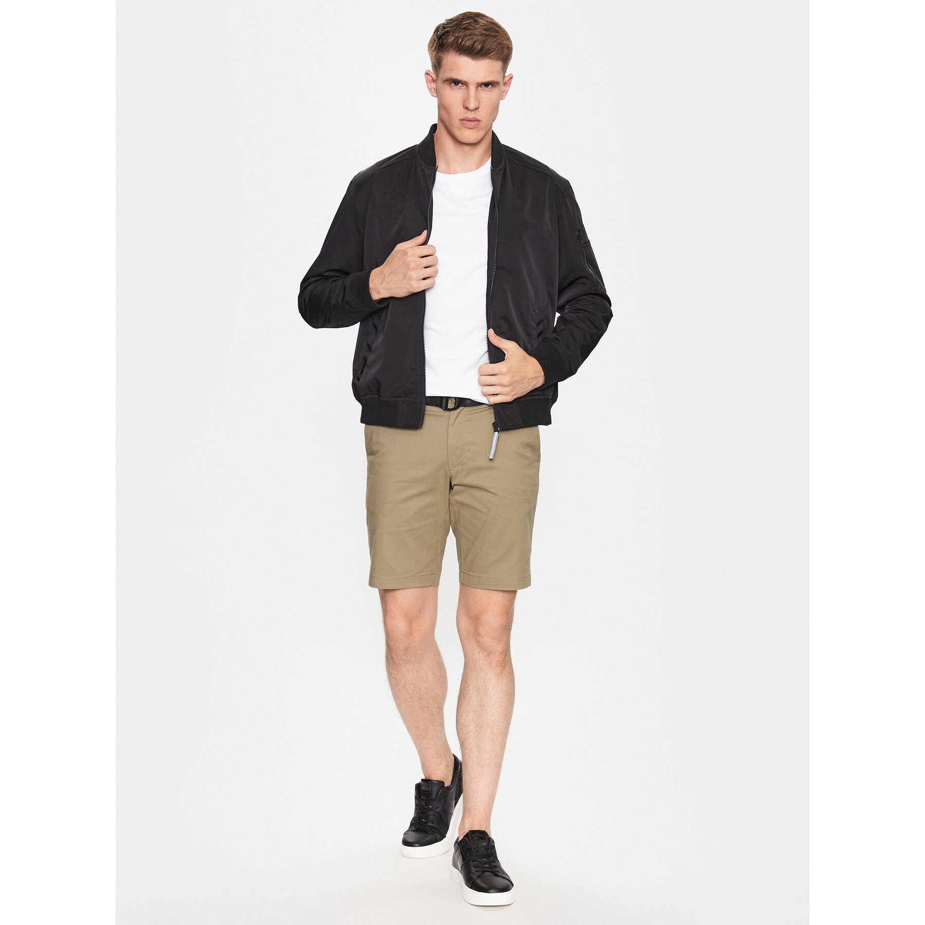 Calvin Klein Bavlnené šortky Modern Twill Slim Short Belt K10K111788 Modrá Slim Fit - Pepit.sk