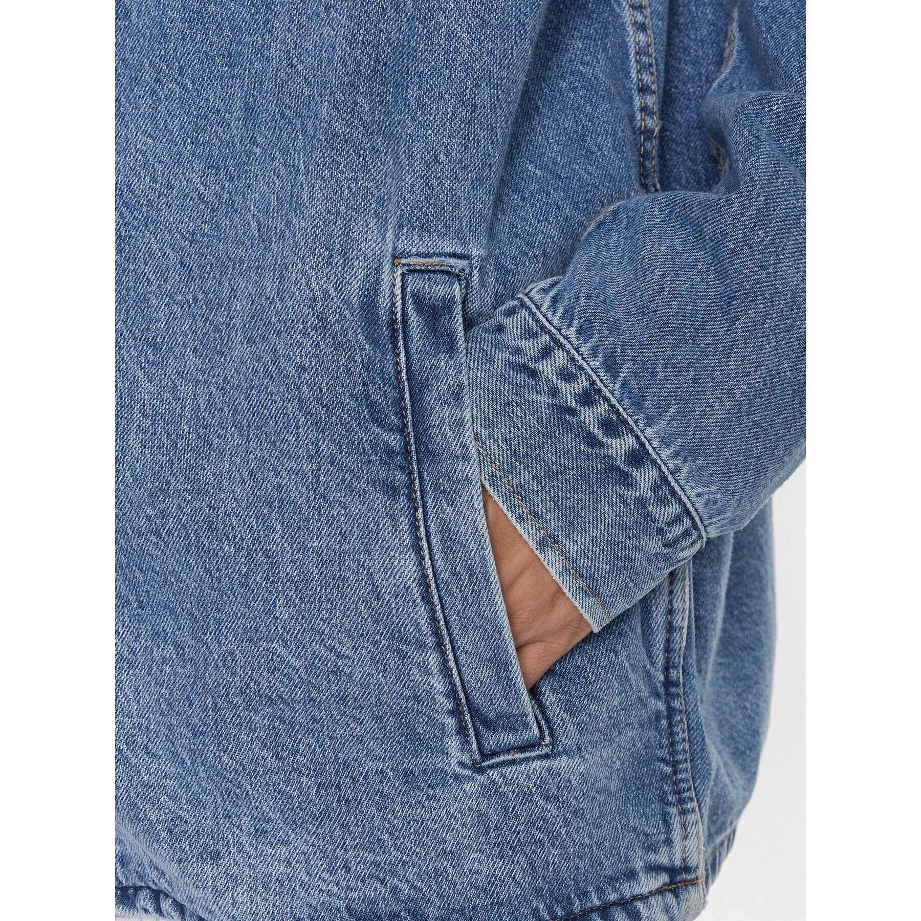 Calvin Klein Jeans Džínsová bunda J30J323325 Modrá Loose Fit - Pepit.sk