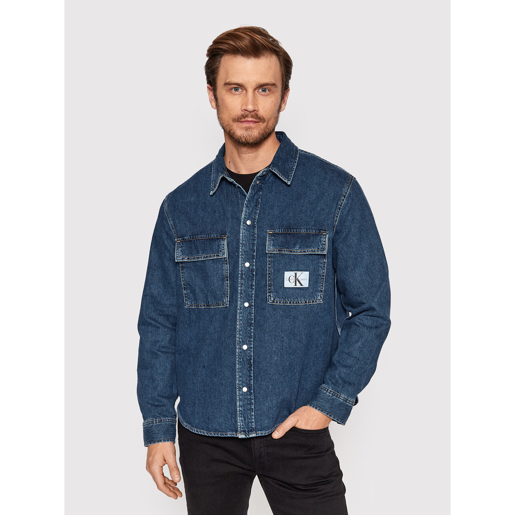 Calvin Klein Jeans džínsová košeľa J30J320538 Tmavomodrá Relaxed Fit - Pepit.sk