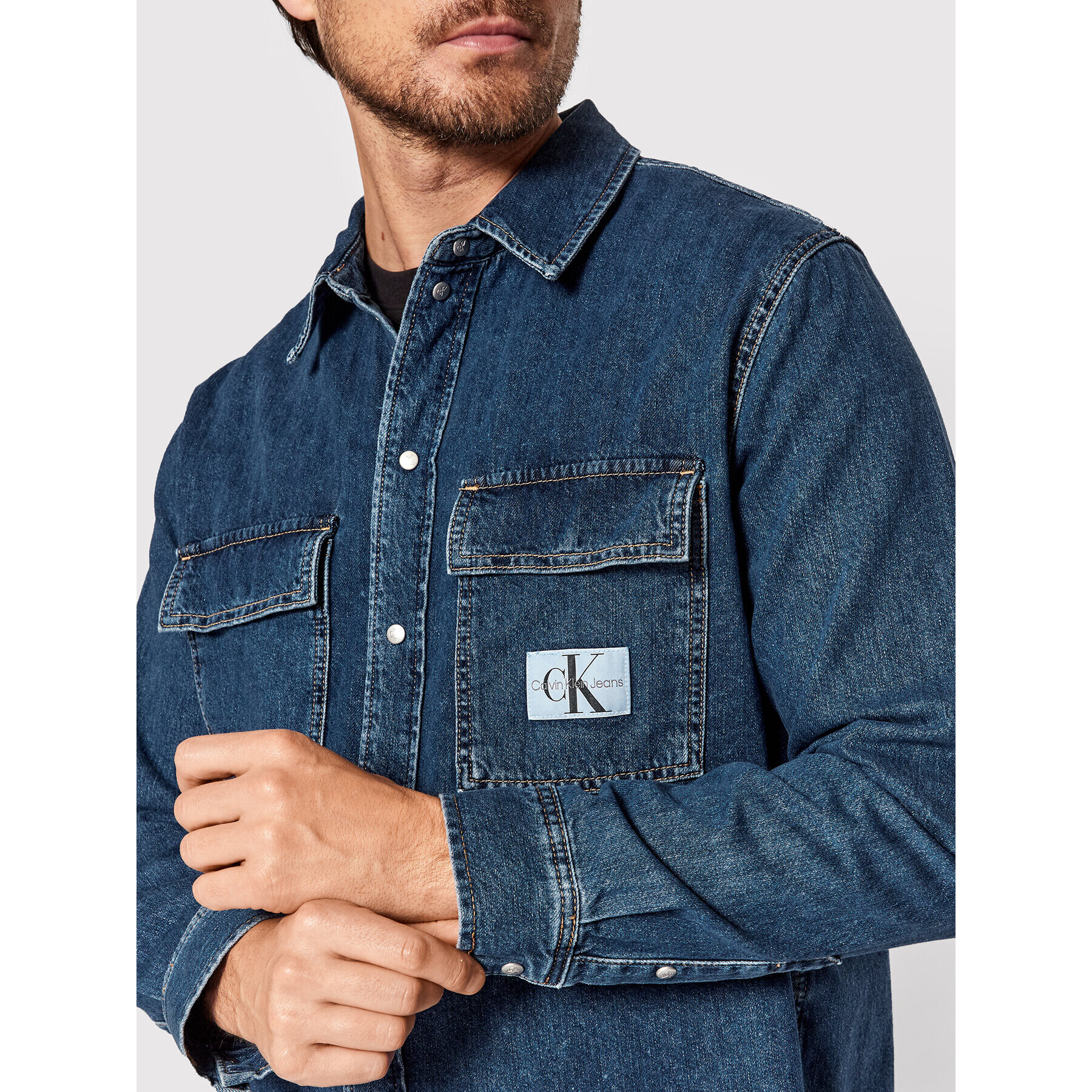 Calvin Klein Jeans džínsová košeľa J30J320538 Tmavomodrá Relaxed Fit - Pepit.sk