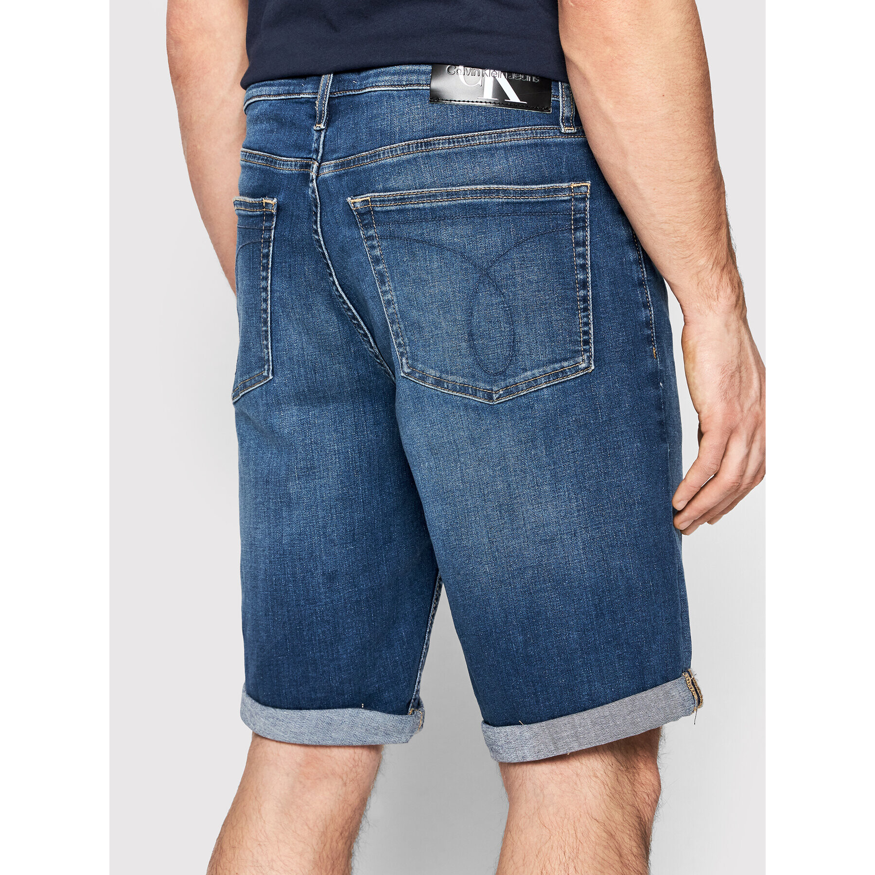 Calvin Klein Jeans Džínsové šortky J30J320527 Tmavomodrá Slim Fit - Pepit.sk