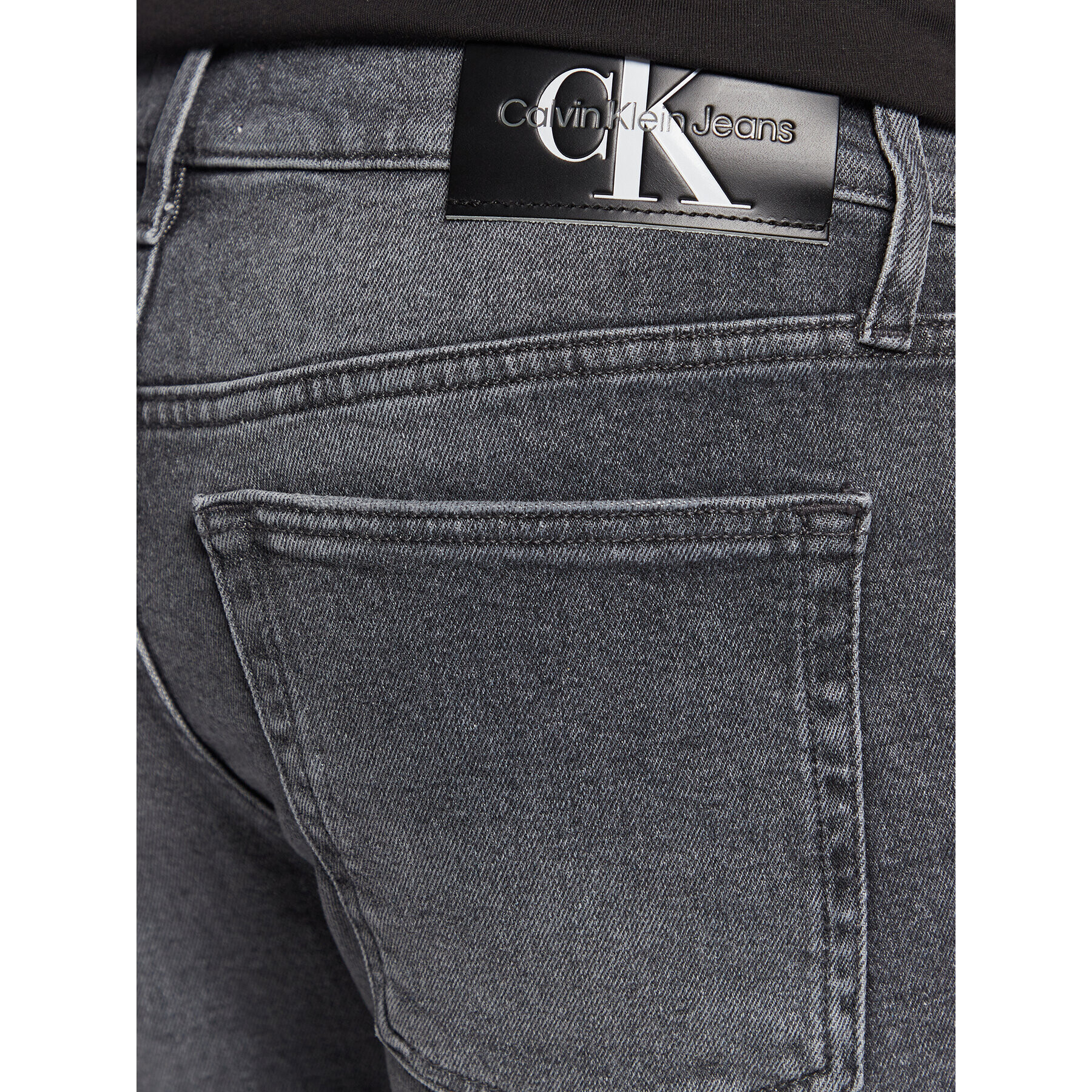 Calvin Klein Jeans Džínsové šortky J30J322786 Sivá Slim Fit - Pepit.sk