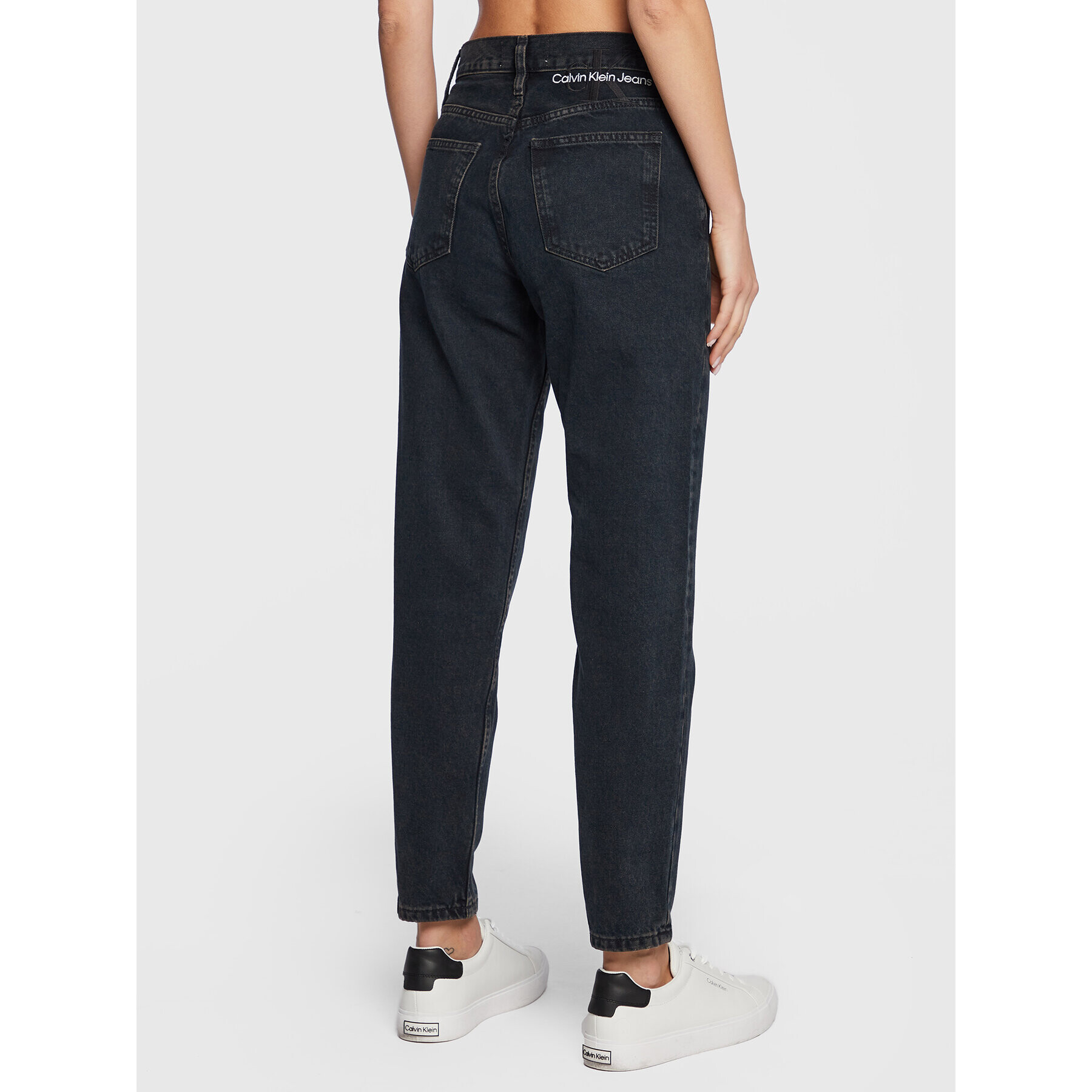 Calvin Klein Jeans Džínsy J20J220203 Čierna Mom Fit - Pepit.sk