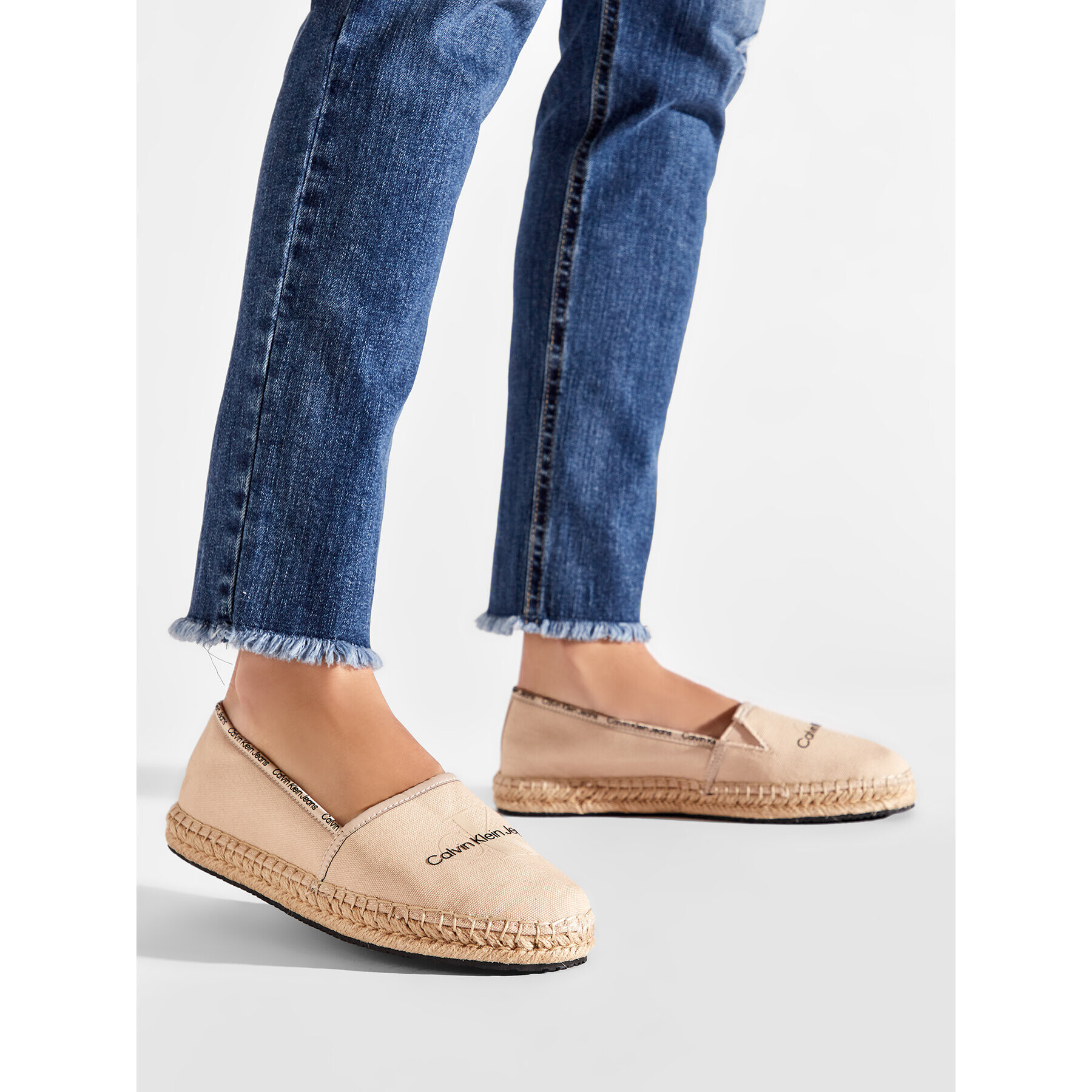 Calvin Klein Jeans Espadrilky Esparille Monogram YW0YW00660 Béžová - Pepit.sk