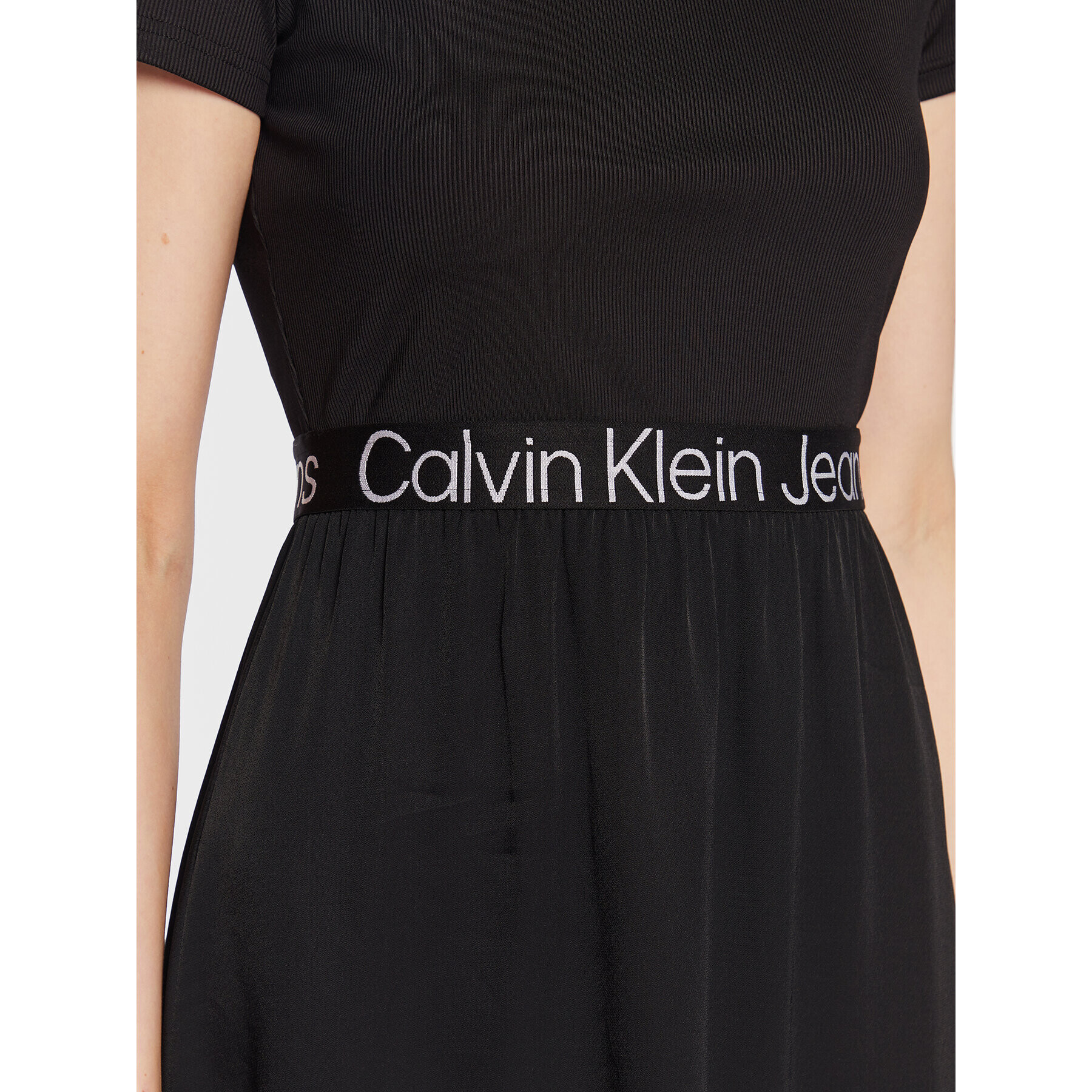 Calvin Klein Jeans Každodenné šaty J20J220759 Čierna Regular Fit - Pepit.sk