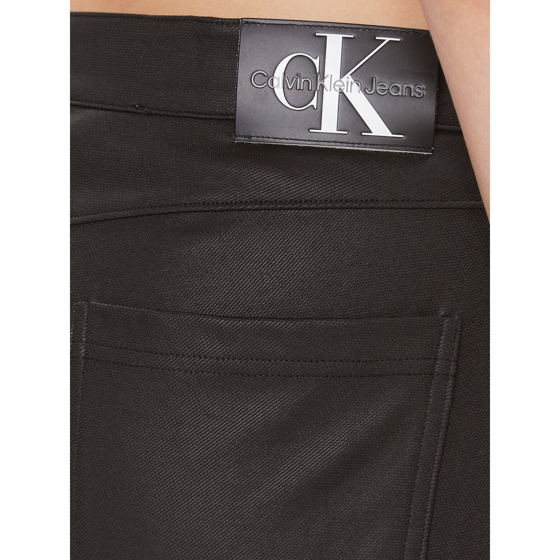 Calvin Klein Jeans Nohavice z imitácie kože Milano J20J221925 Čierna Straight Fit - Pepit.sk