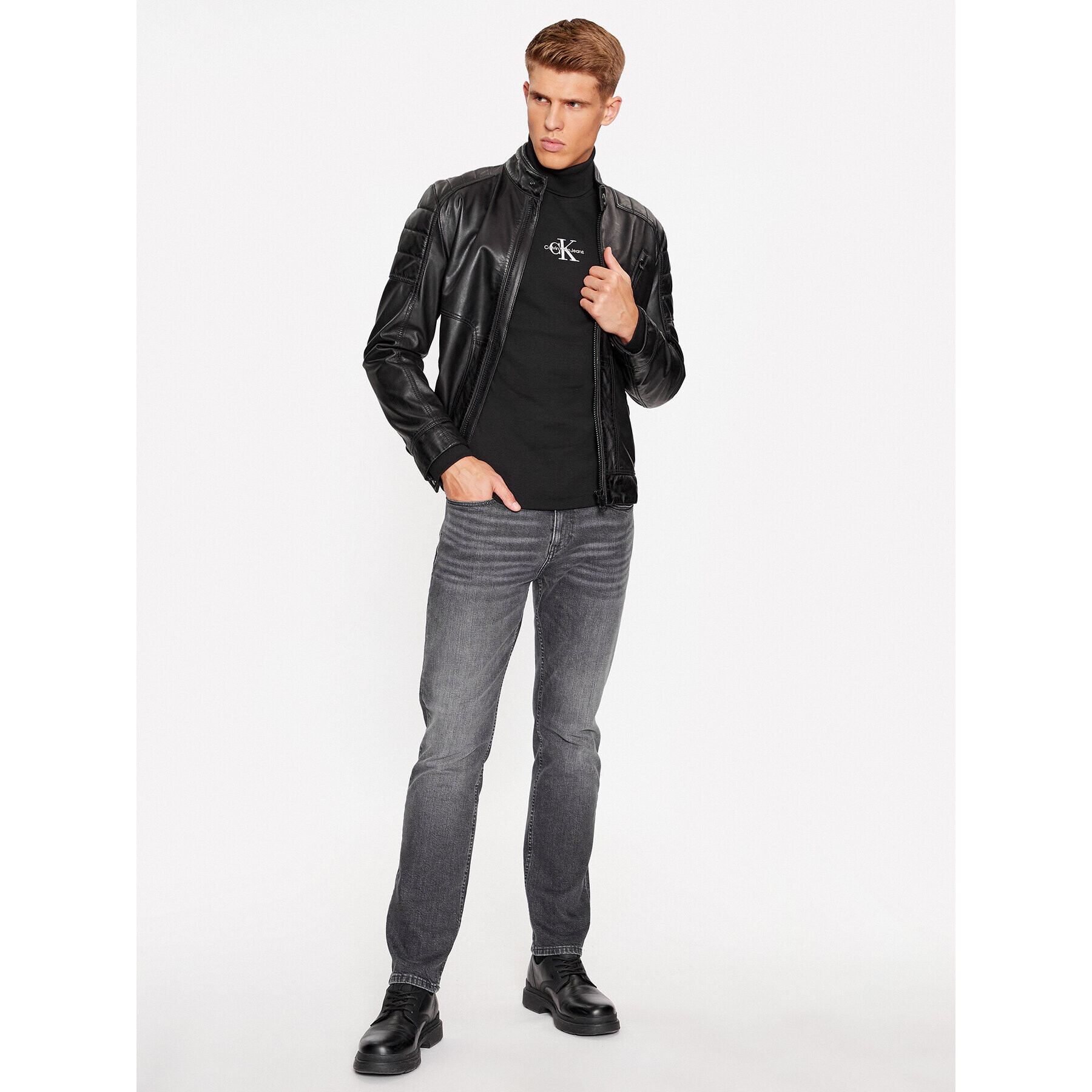 Calvin Klein Jeans Rolák J30J324003 Čierna Regular Fit - Pepit.sk