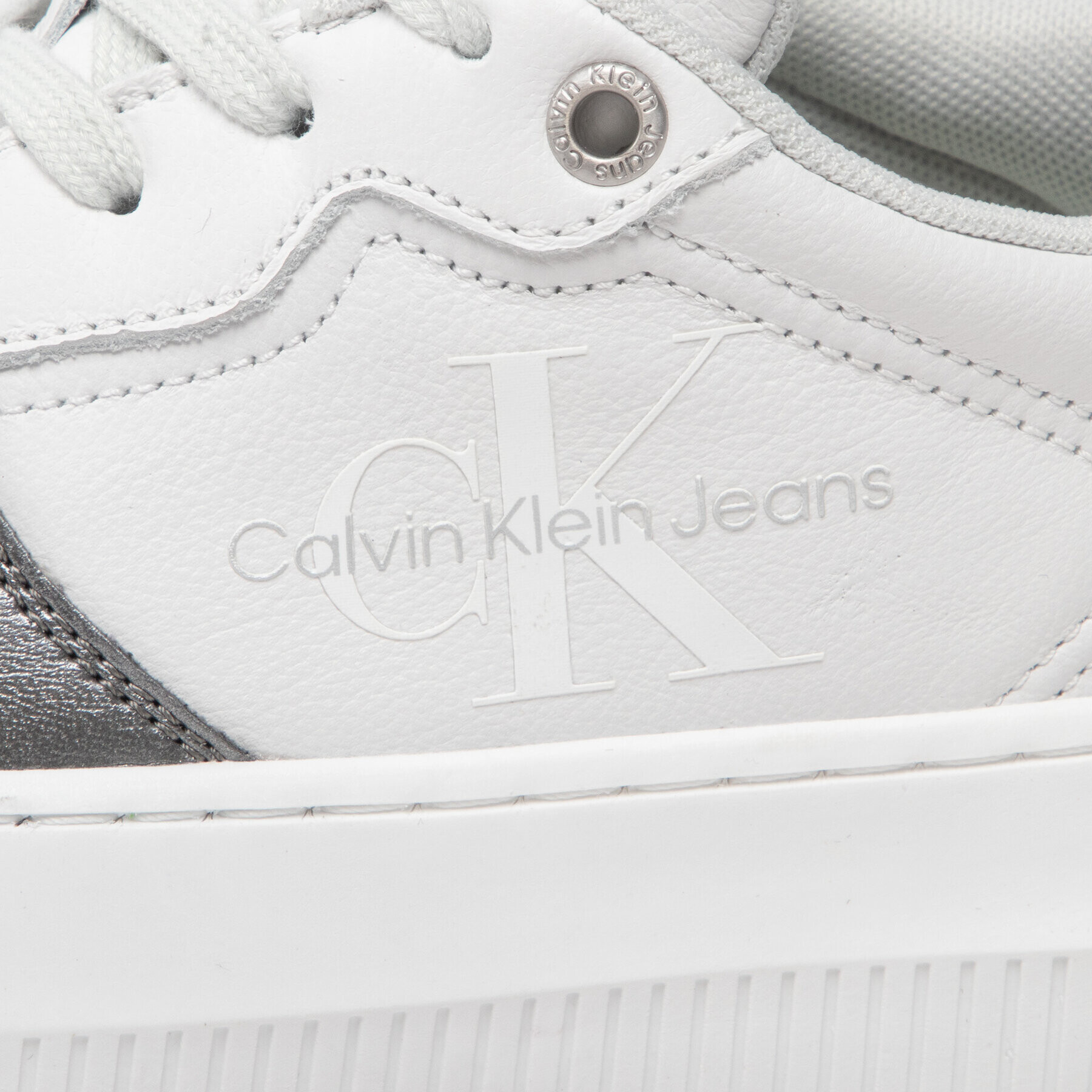 Calvin Klein Jeans Sneakersy Chunky Cupsole Laceup Metallic YW0YW007830LB Biela - Pepit.sk