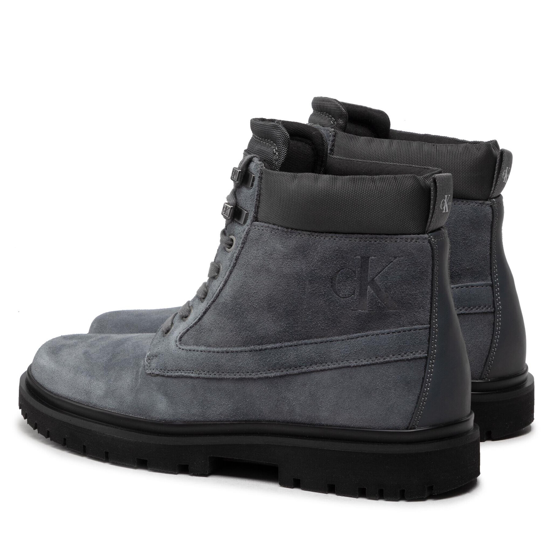 Calvin Klein Jeans Šnurovacia obuv Lug Mid Laceup Boot Hike YM0YM00270 Sivá - Pepit.sk