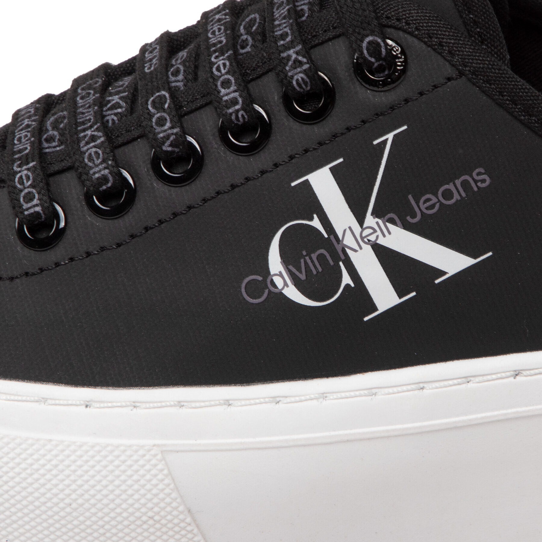 Calvin Klein Jeans Tenisky Cupsole Flatform Laceup Low Txt YW0YW00766 Čierna - Pepit.sk