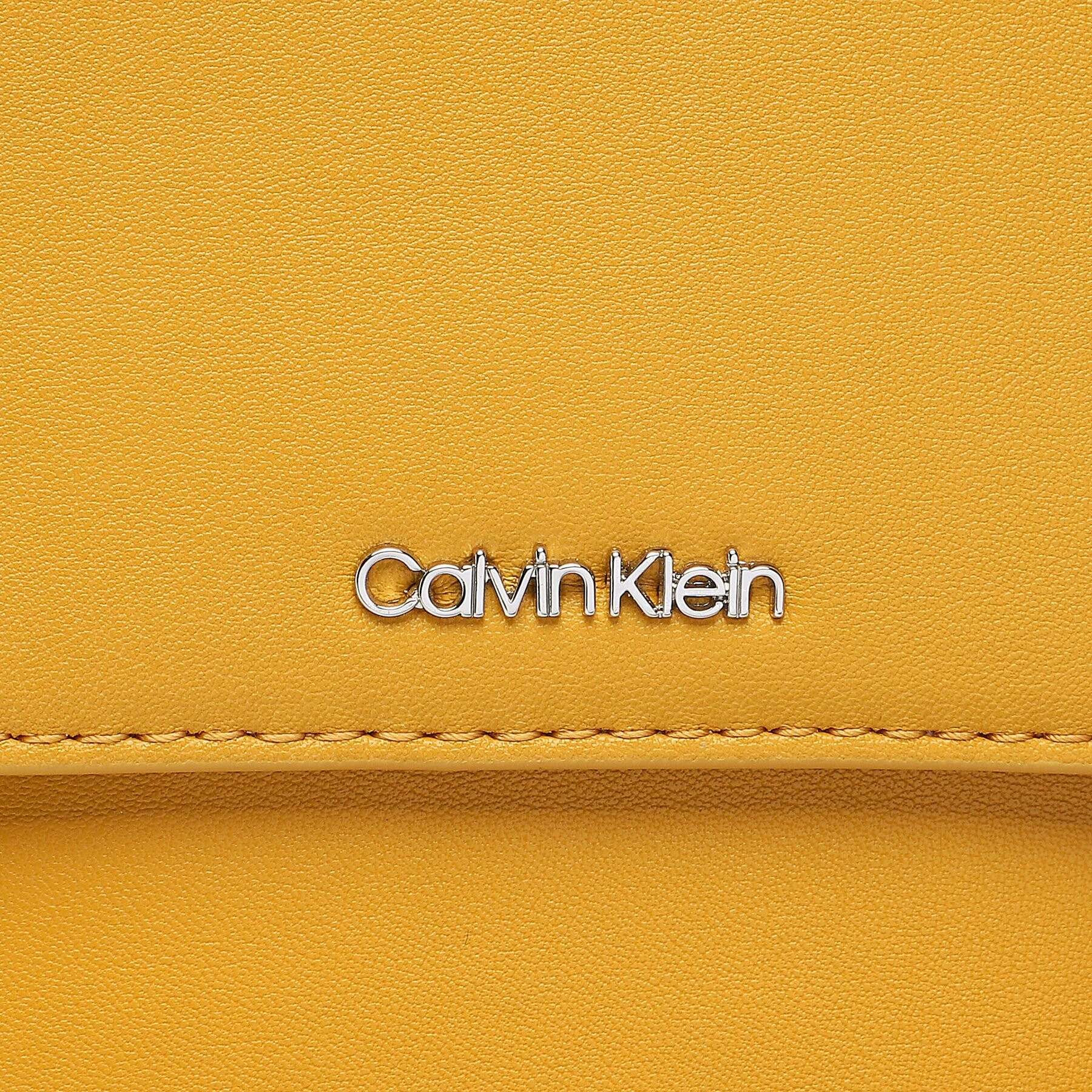 Calvin Klein Puzdro na telefón Ck Must Phone Pouch Xbody K60K608246 Žltá - Pepit.sk