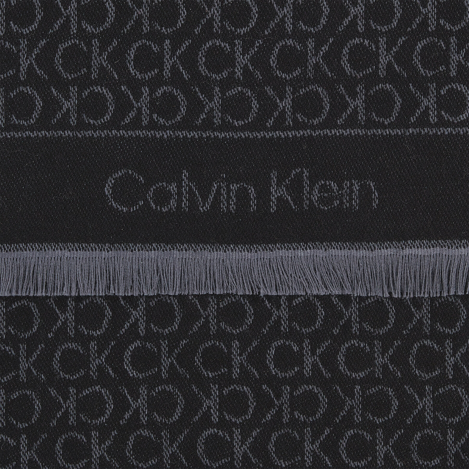 Calvin Klein Šál Monogram Jacquard Scarf 40X180 K60K611116 Čierna - Pepit.sk