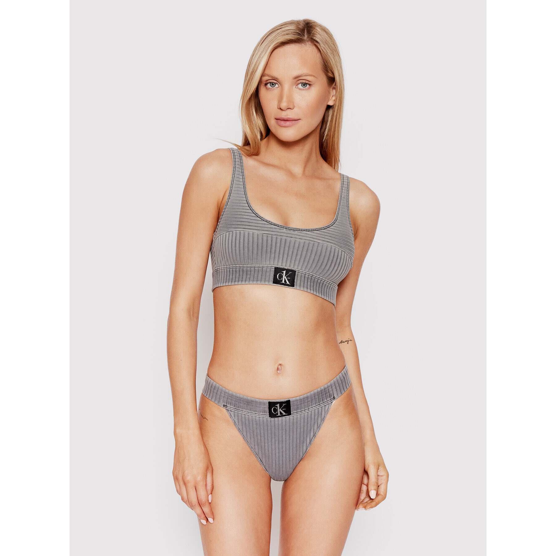 Calvin Klein Swimwear Vrchný diel bikín KW0KW01753 Sivá - Pepit.sk