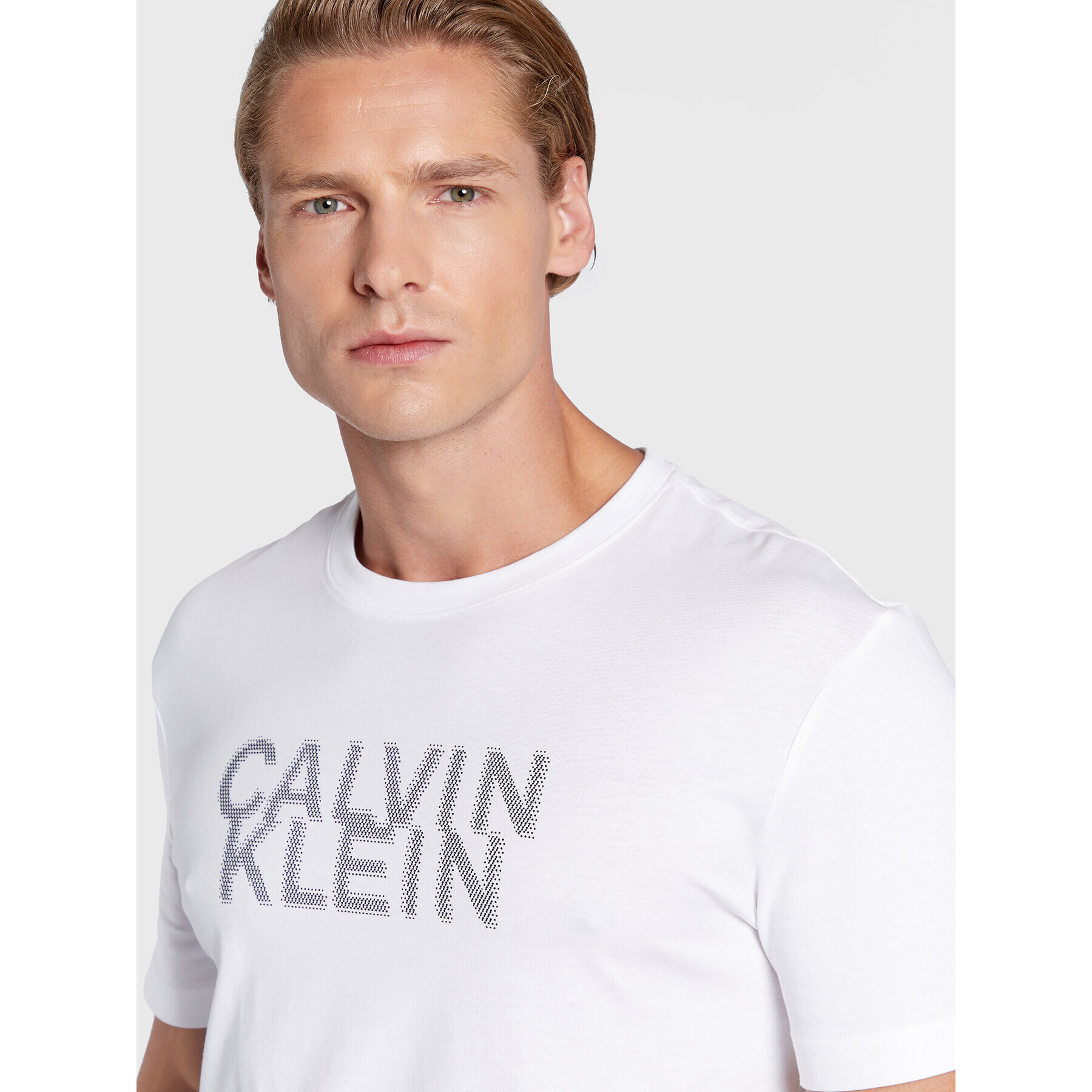 Calvin Klein Tričko Distorted K10K110113 Biela Regular Fit - Pepit.sk