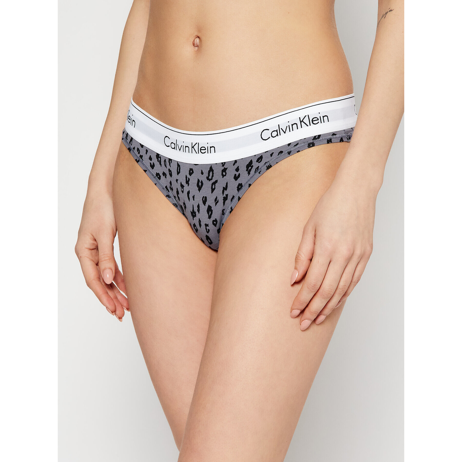 Calvin Klein Underwear Brazílske nohavičky 000QF5981E Sivá - Pepit.sk