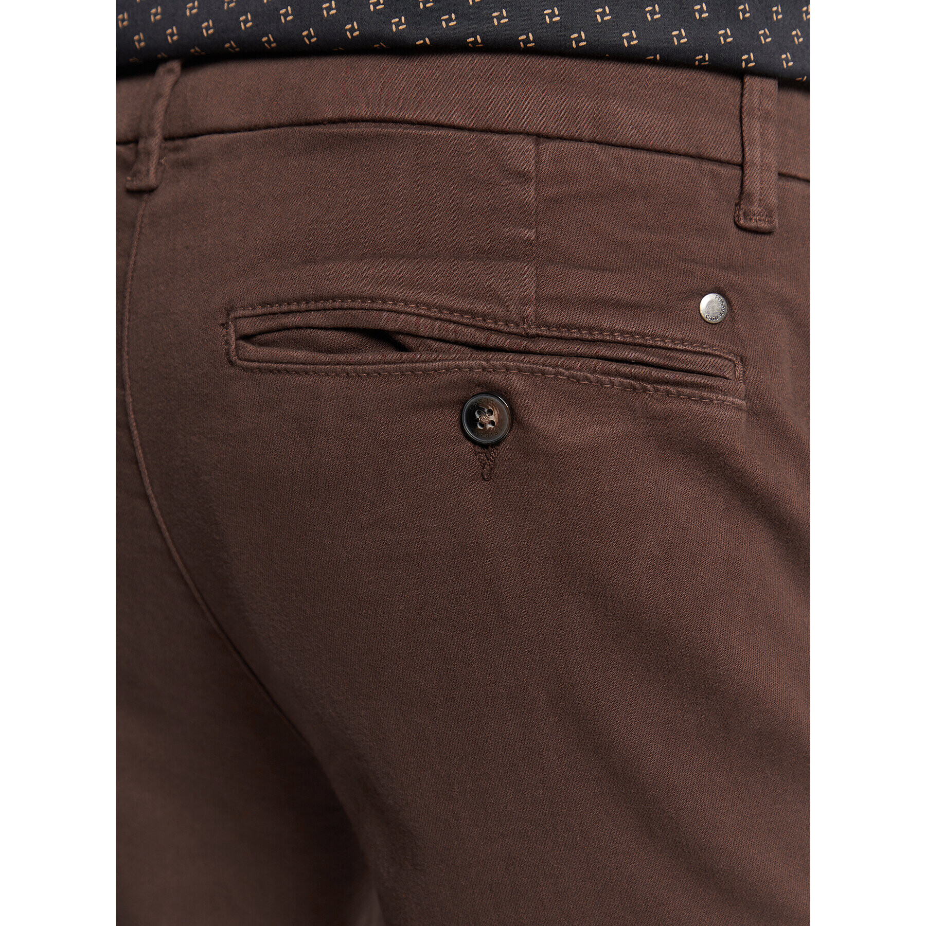 Casual Friday Chino nohavice Phil 20504239 Hnedá Slim Fit - Pepit.sk