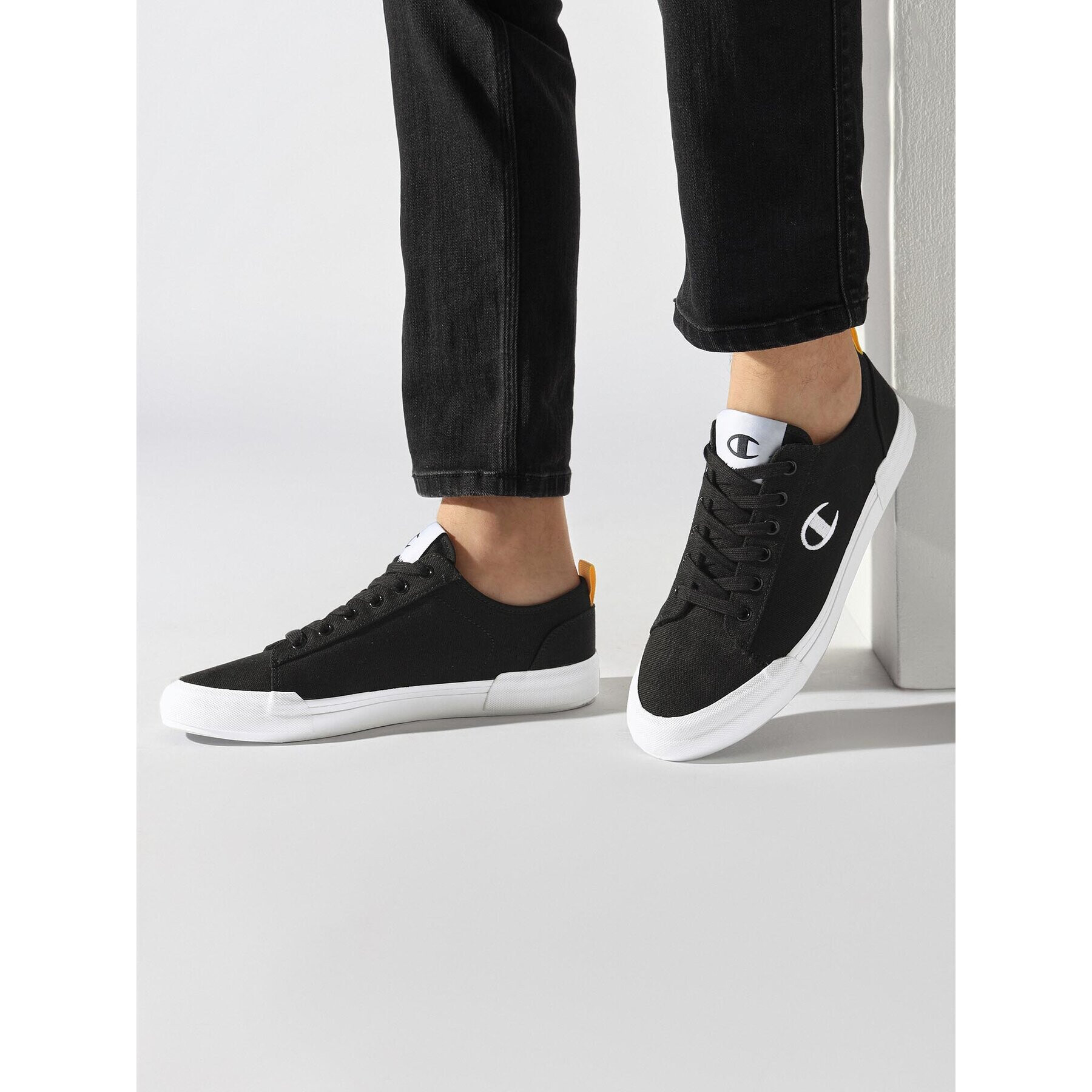 Champion Sneakersy S22042-KK001 Čierna - Pepit.sk