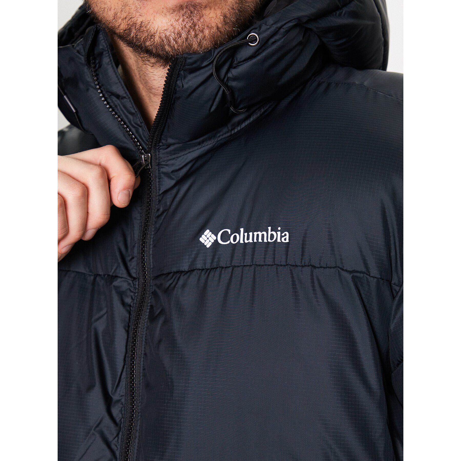 Columbia Vatovaná bunda Puffect 2008413 Čierna Regular Fit - Pepit.sk