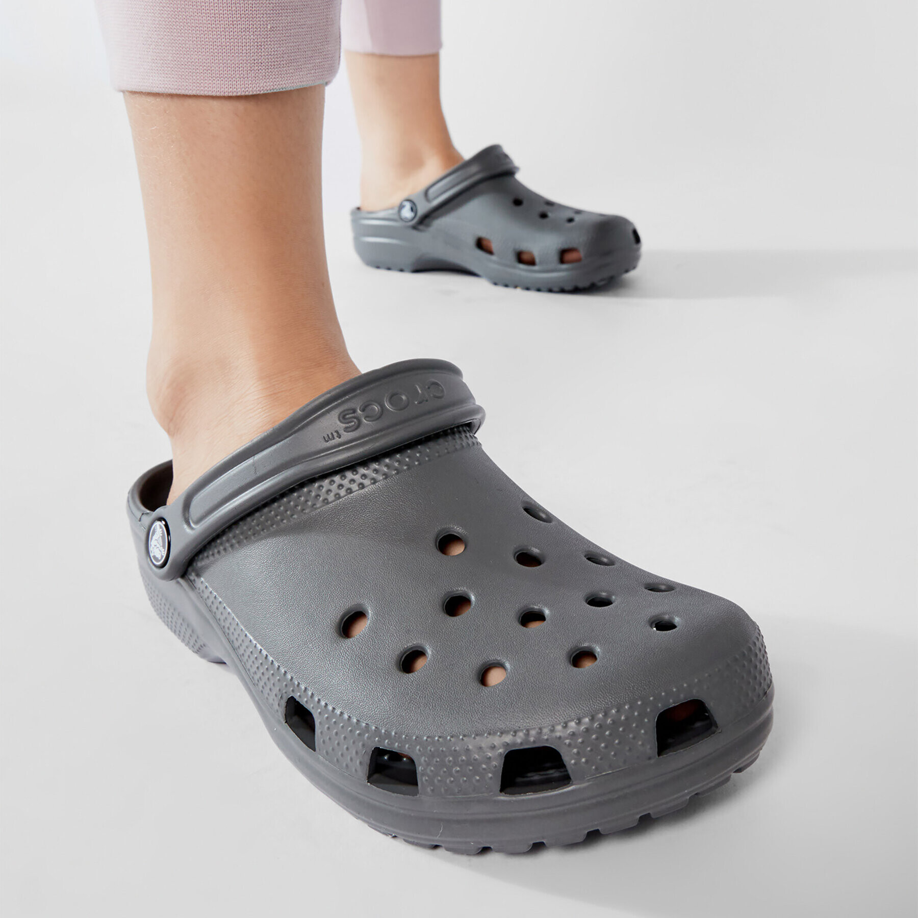 Crocs Šľapky Classic 10001 Sivá - Pepit.sk