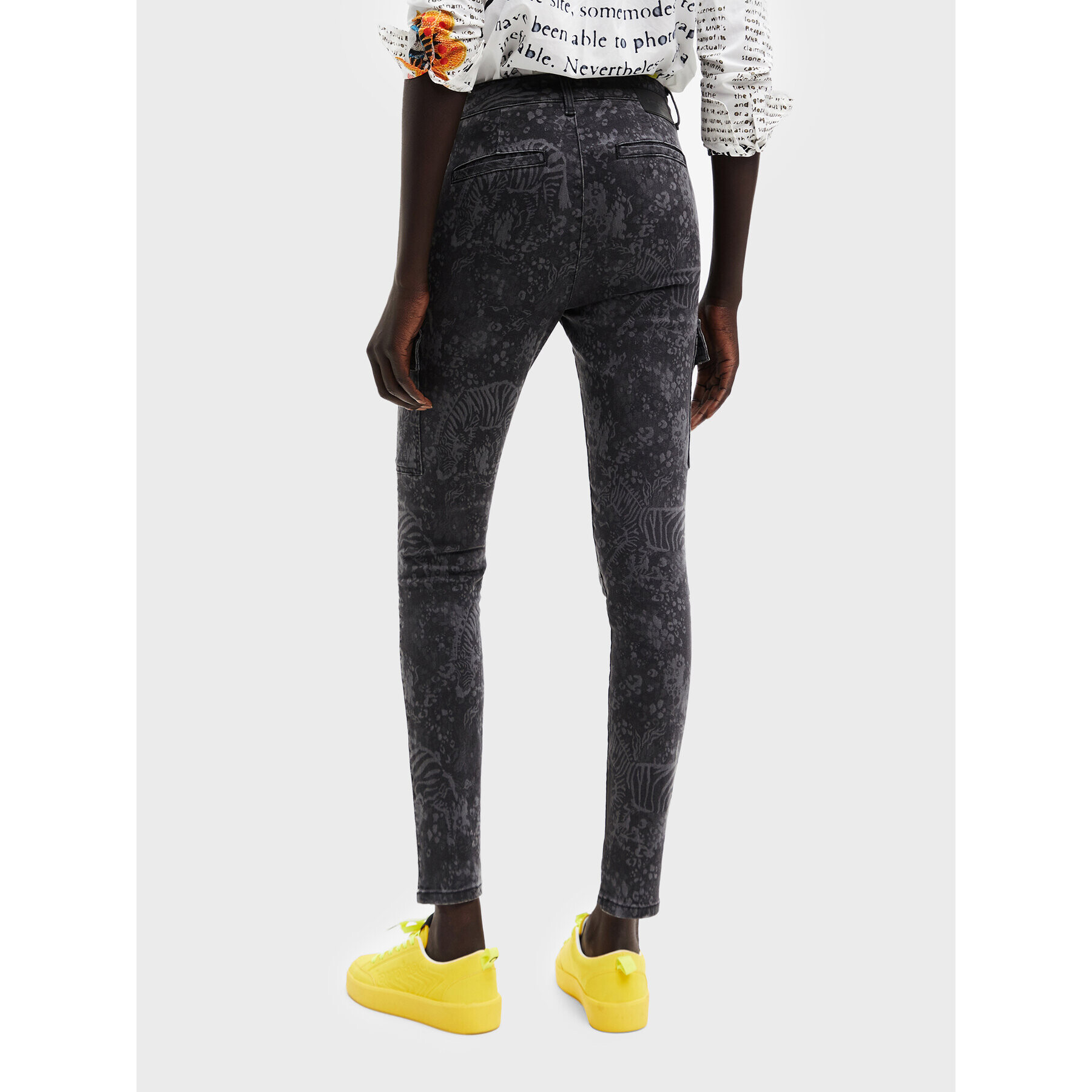 Desigual Džínsy 22WWDD18 Čierna Skinny Fit - Pepit.sk