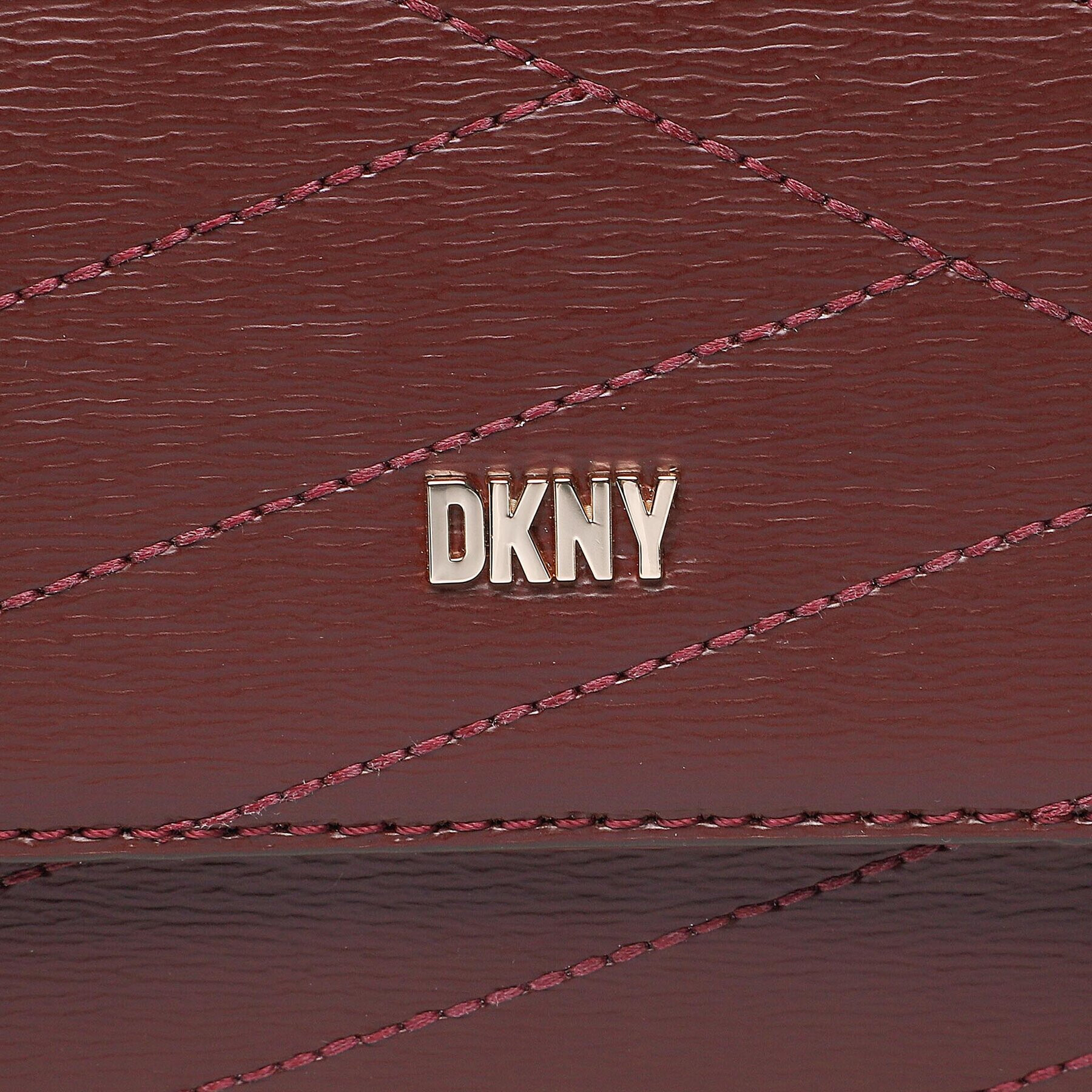 DKNY Kabelka Bryant Park Md Flap R31EN467 Bordová - Pepit.sk