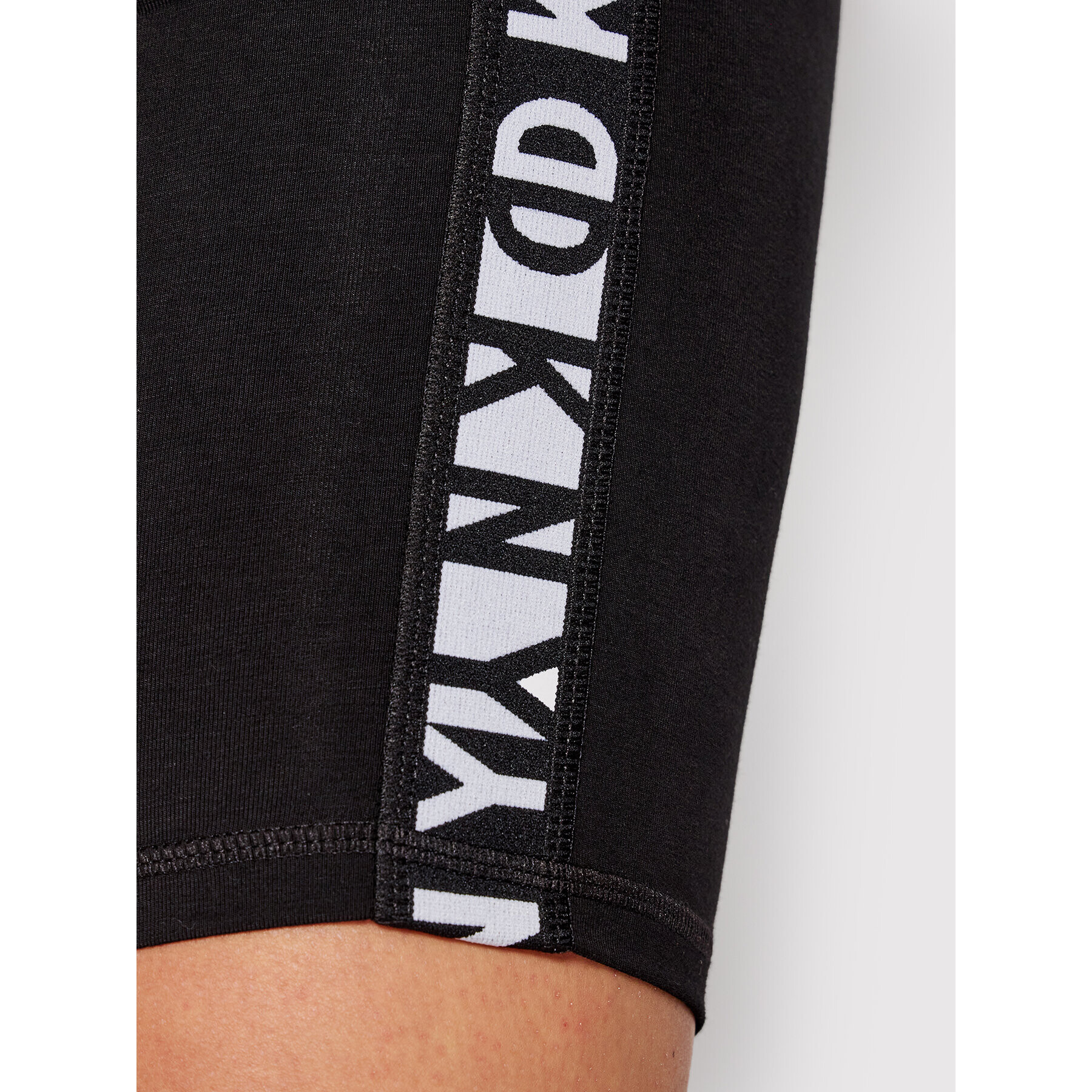 DKNY Sport Cyklistické šortky DP1S4905 Čierna Skinny Fit - Pepit.sk