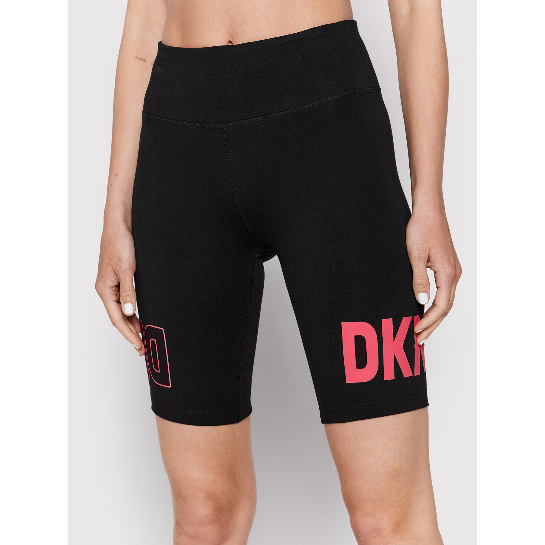 DKNY Sport Športové kraťasy DP2S4937 Čierna Slim Fit - Pepit.sk