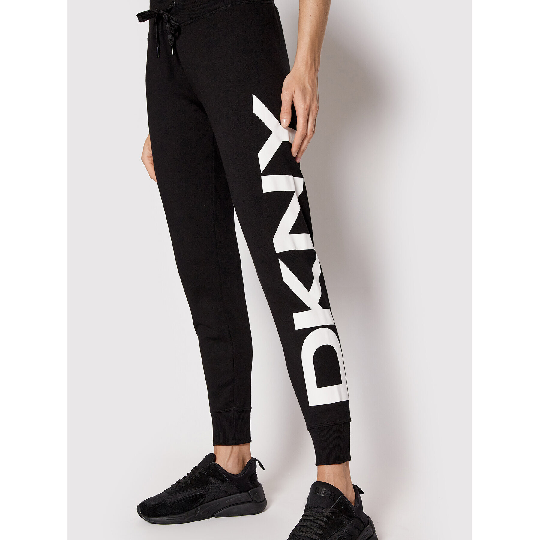 DKNY Sport Teplákové nohavice DP1P1947 Čierna Regular Fit - Pepit.sk