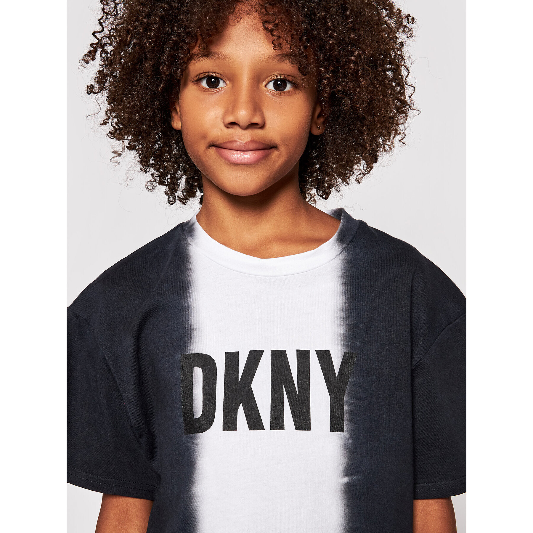 DKNY Tričko D35R31 S Čierna Regular Fit - Pepit.sk