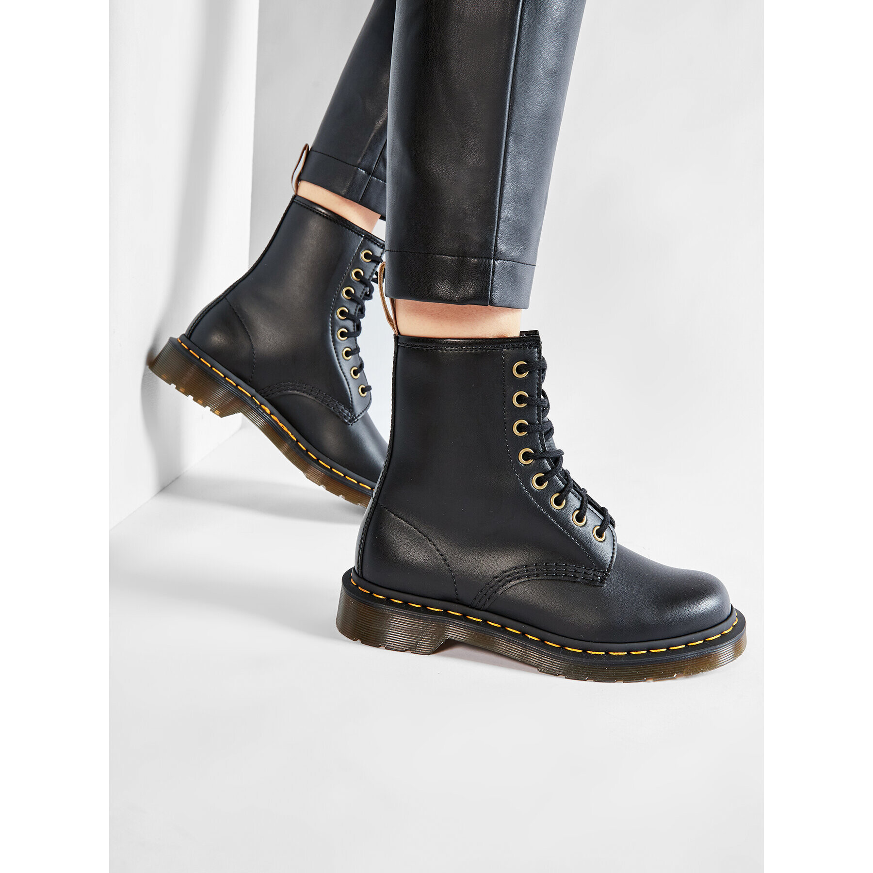 Dr. Martens Glady Vegan 1460 14045001 Čierna - Pepit.sk