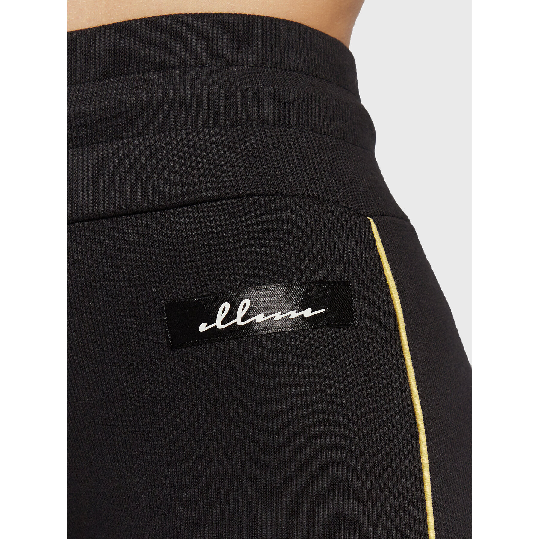 Ellesse Legíny Shelter SGP16704 Čierna Slim Fit - Pepit.sk