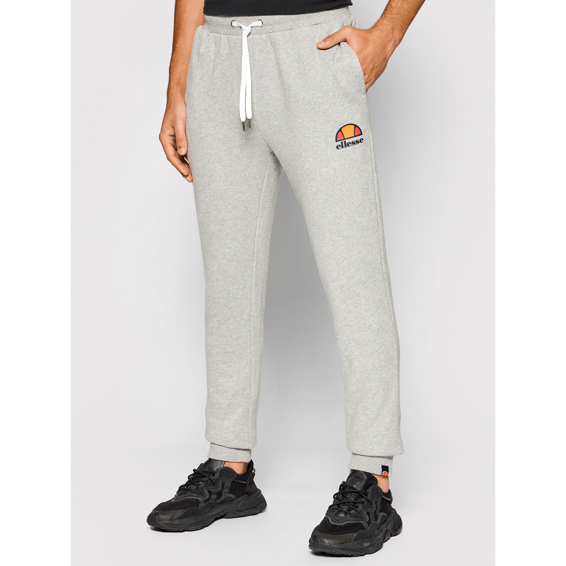 Ellesse Teplákové nohavice Ovest SHS01763 Sivá Regular Fit - Pepit.sk