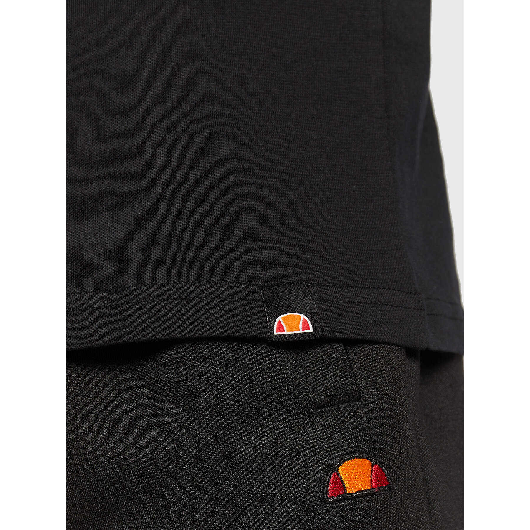 Ellesse Tričko Aprel SHM06453 Čierna Regular Fit - Pepit.sk